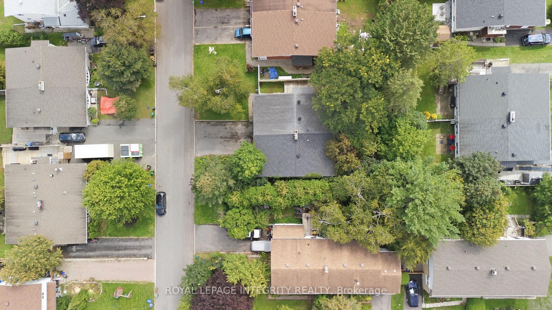 Photo 37 of 26 Woodmount Crescent, Ottawa, Borden Farm/Stewart Farm/Carleton Heights/Parkwood Hills — HOMEH
