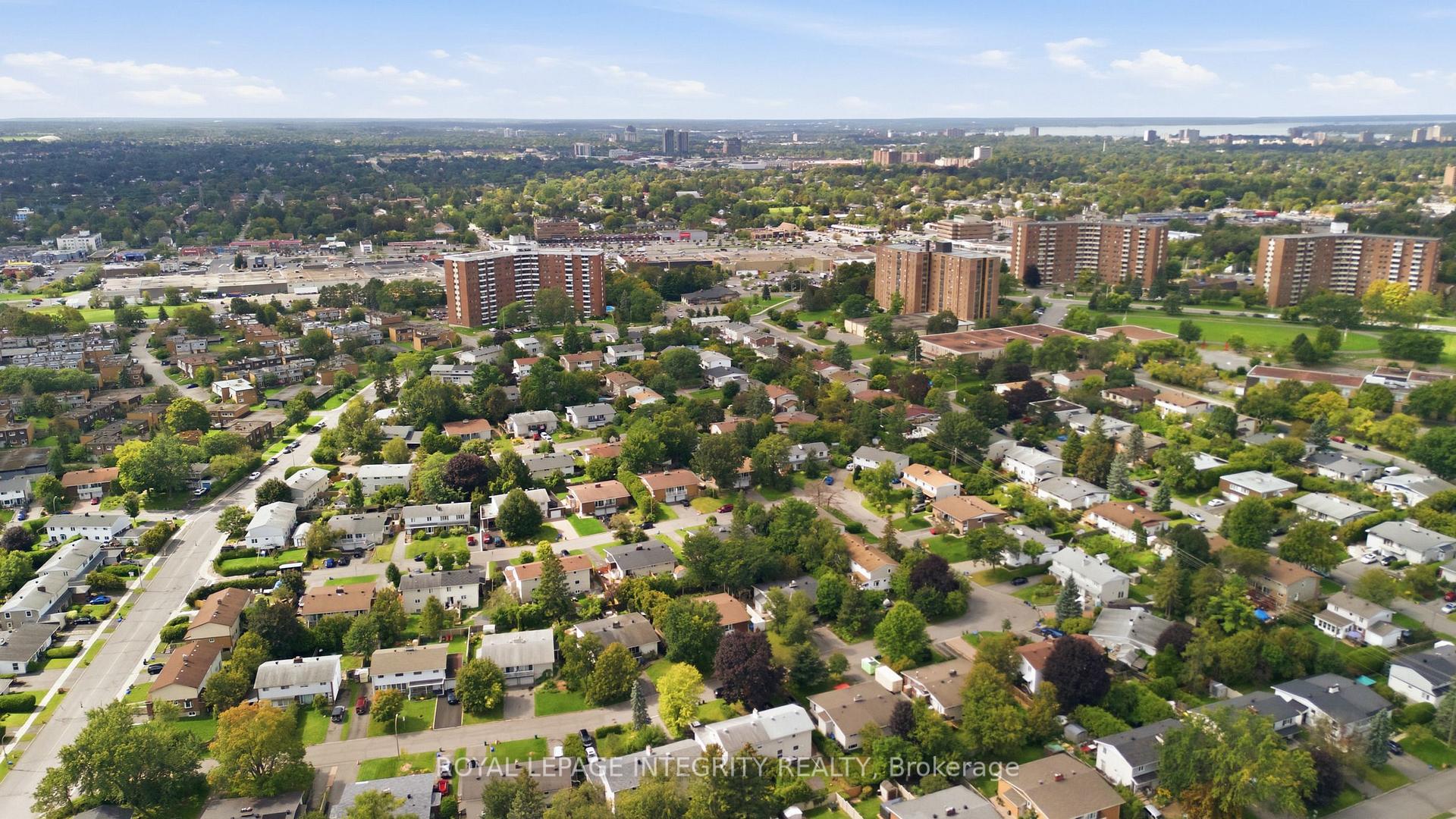 Photo 38 of 26 Woodmount Crescent, Ottawa, Borden Farm/Stewart Farm/Carleton Heights/Parkwood Hills — HOMEH