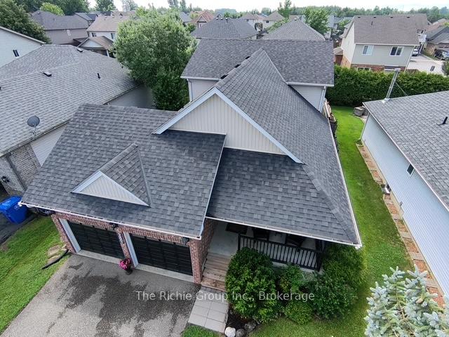 Photo 2 of 624 Cedar Street W, Shelburne — HOMEH