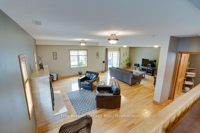 Photo 15 of 624 Cedar Street W, Shelburne — HOMEH