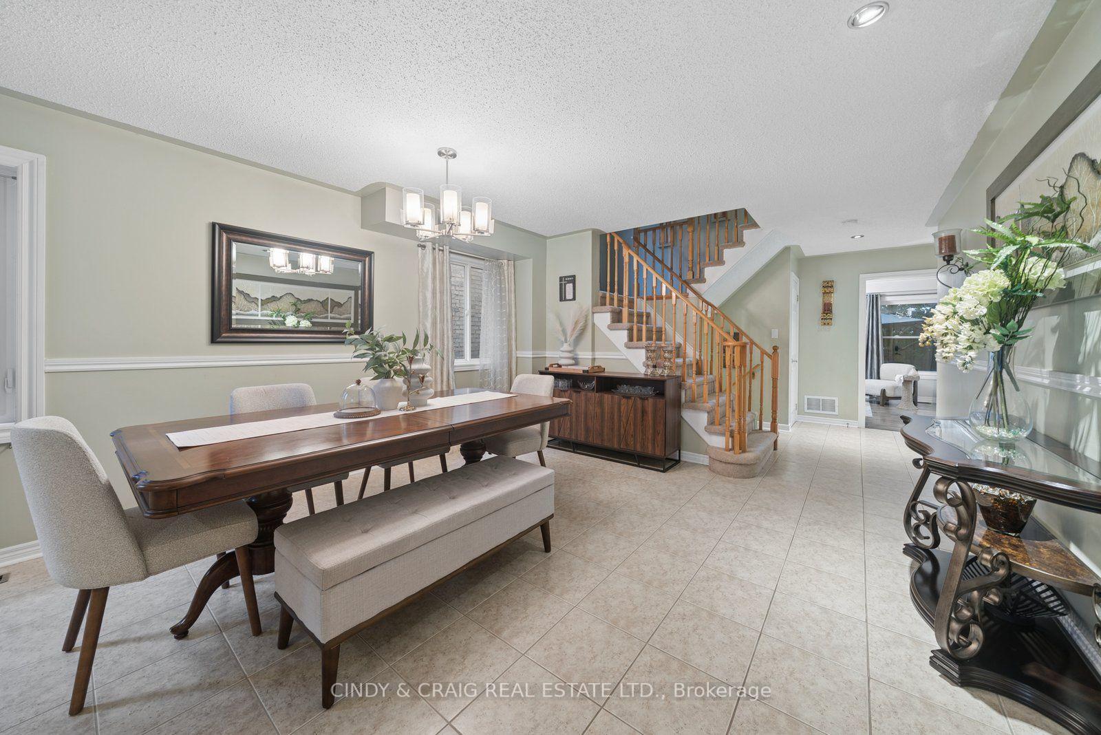 Photo 3 of 87 Beckett Crescent, Clarington, Courtice — HOMEH