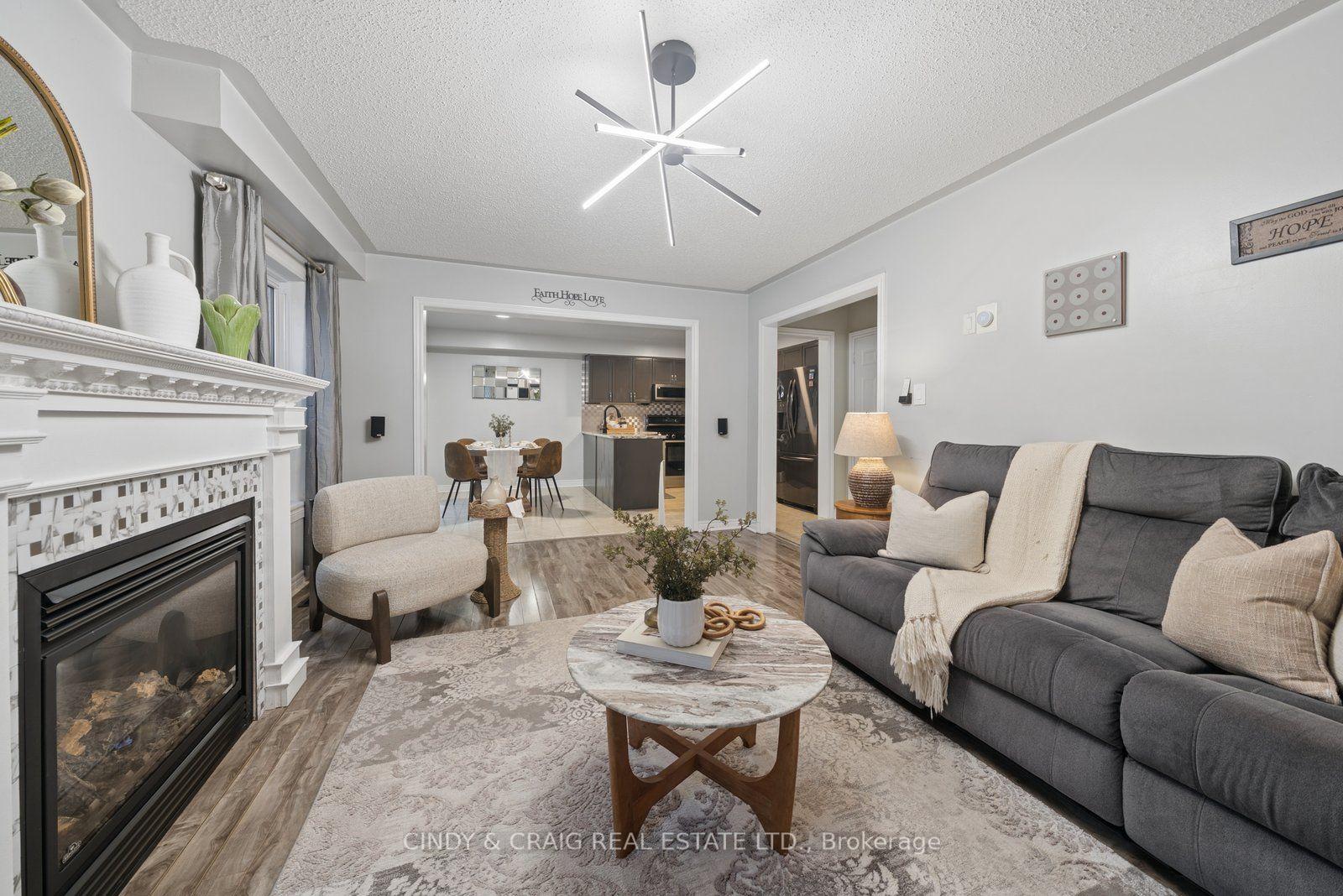 Photo 9 of 87 Beckett Crescent, Clarington, Courtice — HOMEH