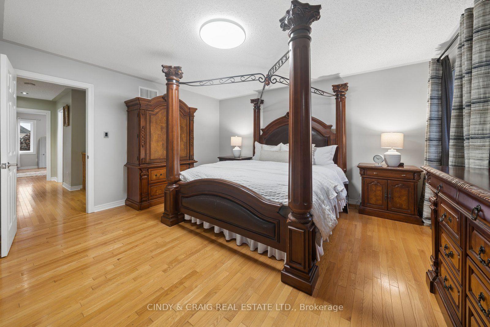Photo 10 of 87 Beckett Crescent, Clarington, Courtice — HOMEH