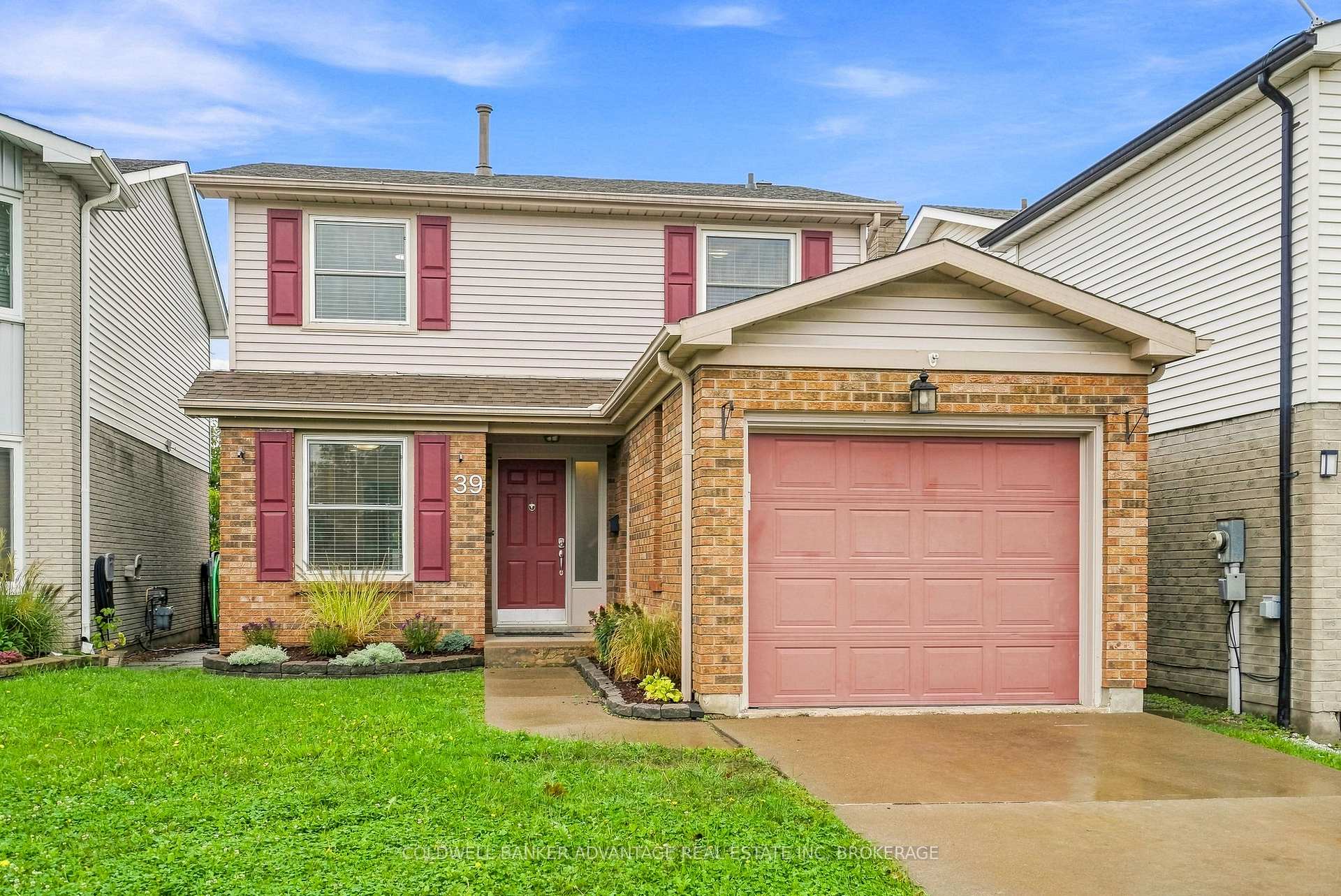 Photo 1 of 39 Dundee Drive, St. Catharines, Secord Woods — HOMEH