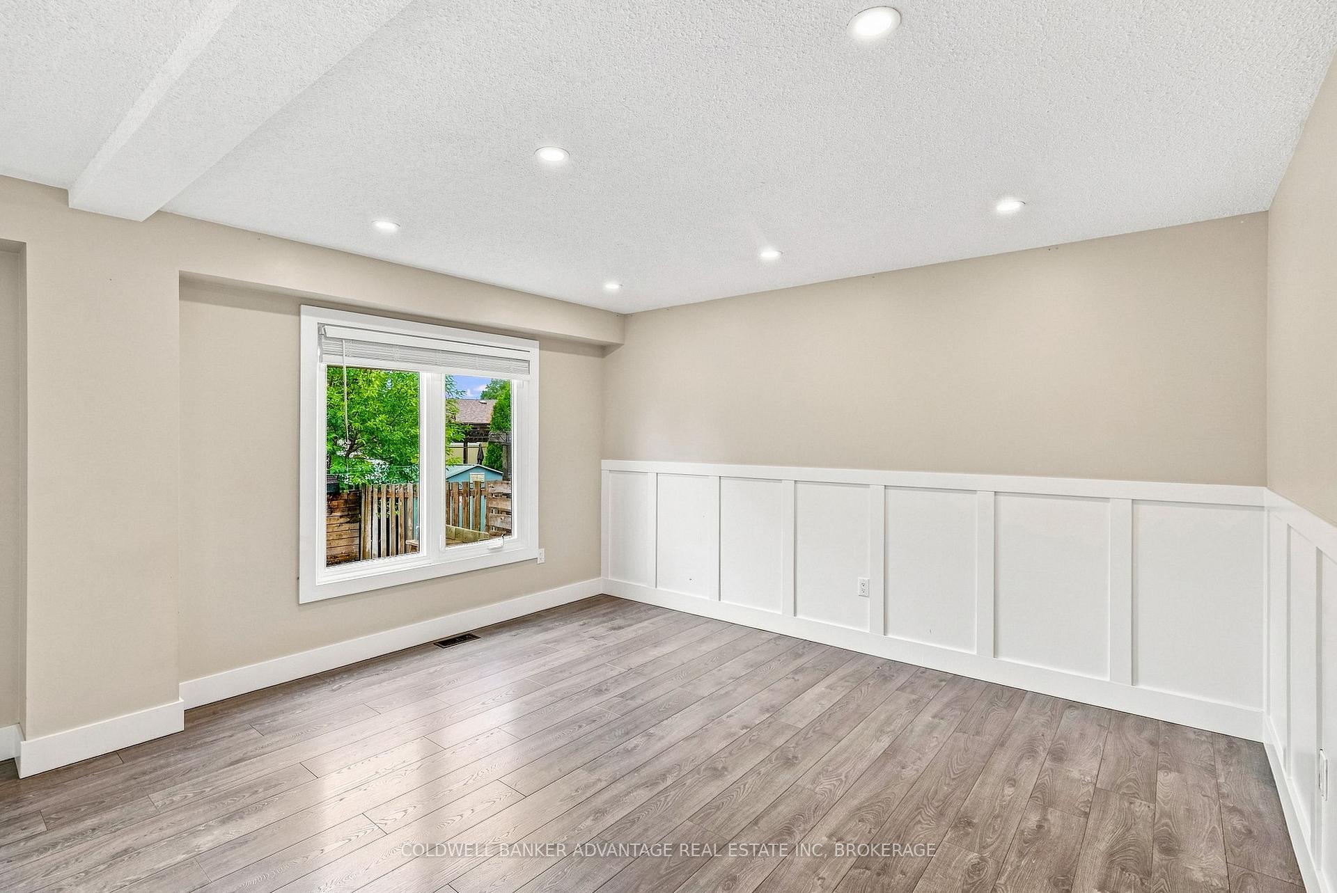 Photo 14 of 39 Dundee Drive, St. Catharines, Secord Woods — HOMEH