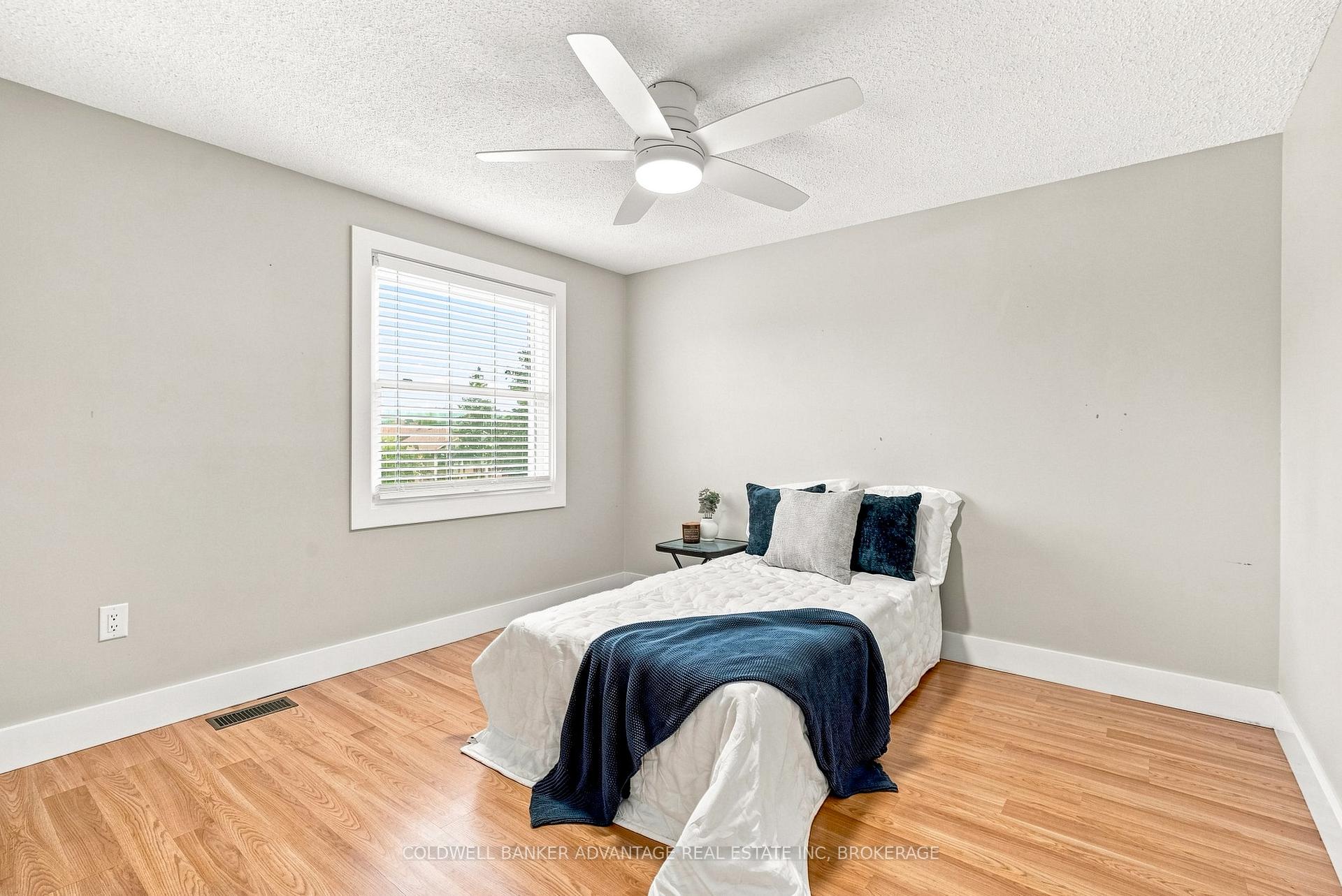 Photo 18 of 39 Dundee Drive, St. Catharines, Secord Woods — HOMEH
