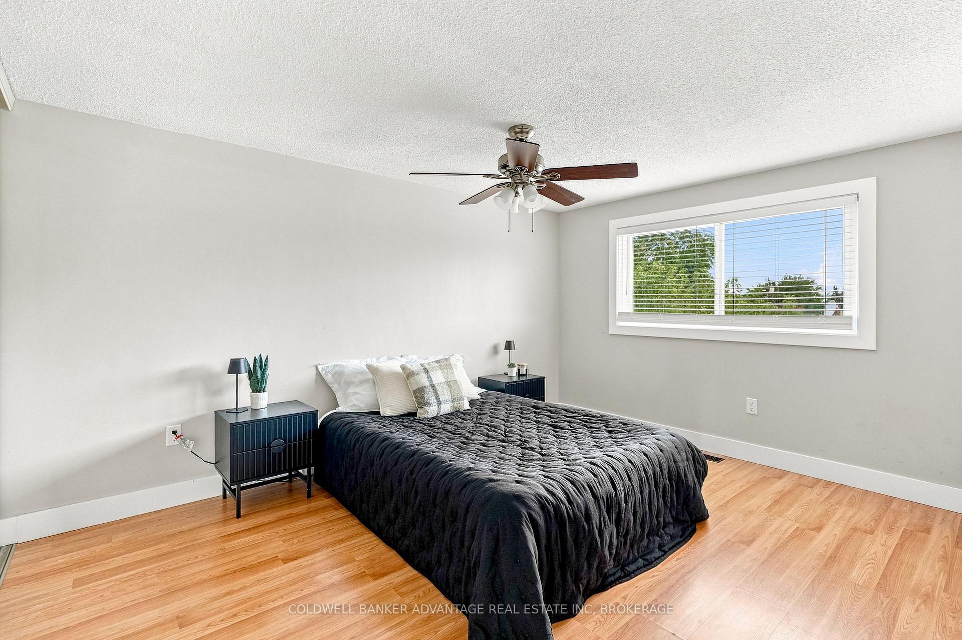 Photo 20 of 39 Dundee Drive, St. Catharines, Secord Woods — HOMEH