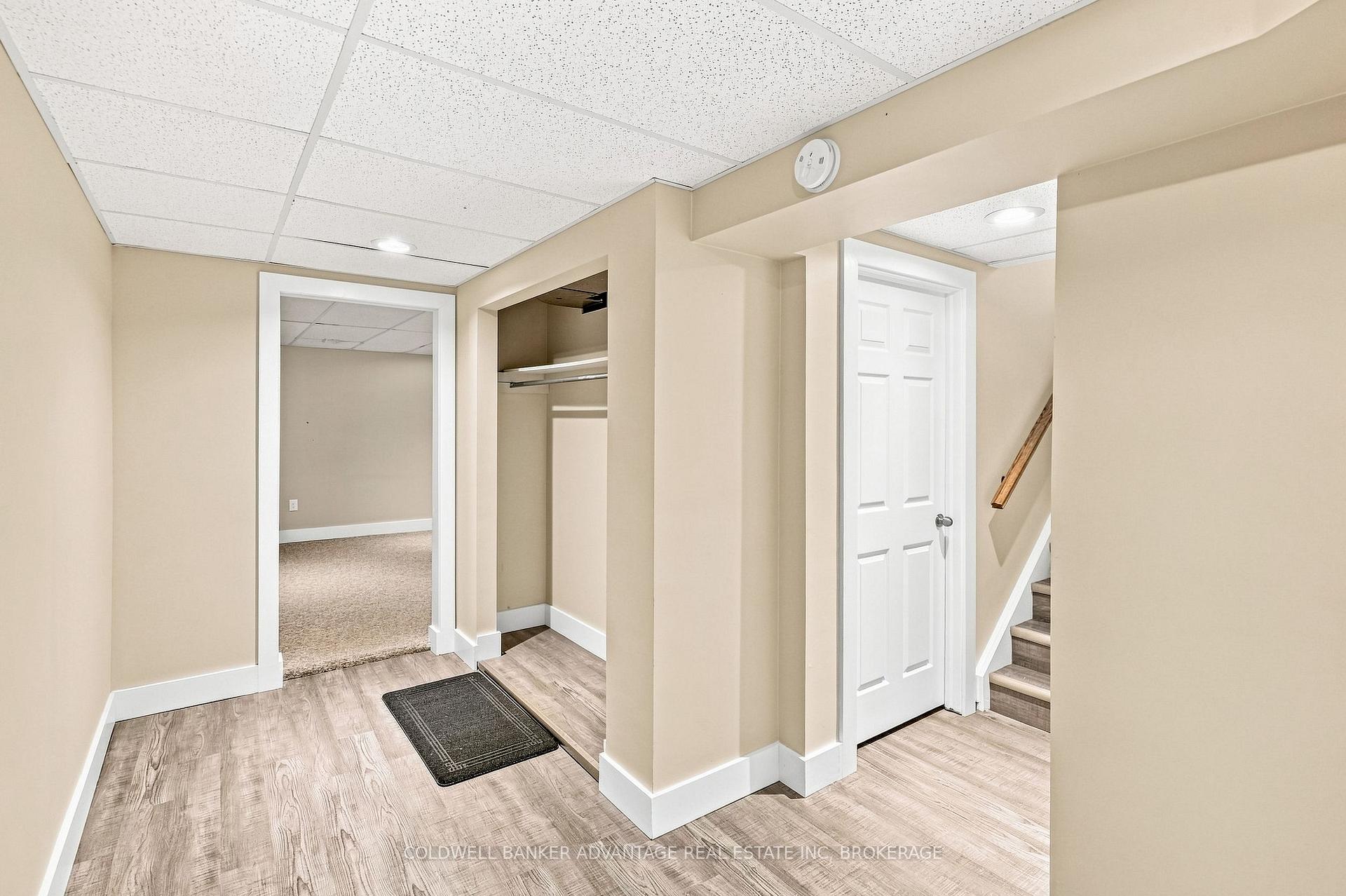 Photo 26 of 39 Dundee Drive, St. Catharines, Secord Woods — HOMEH