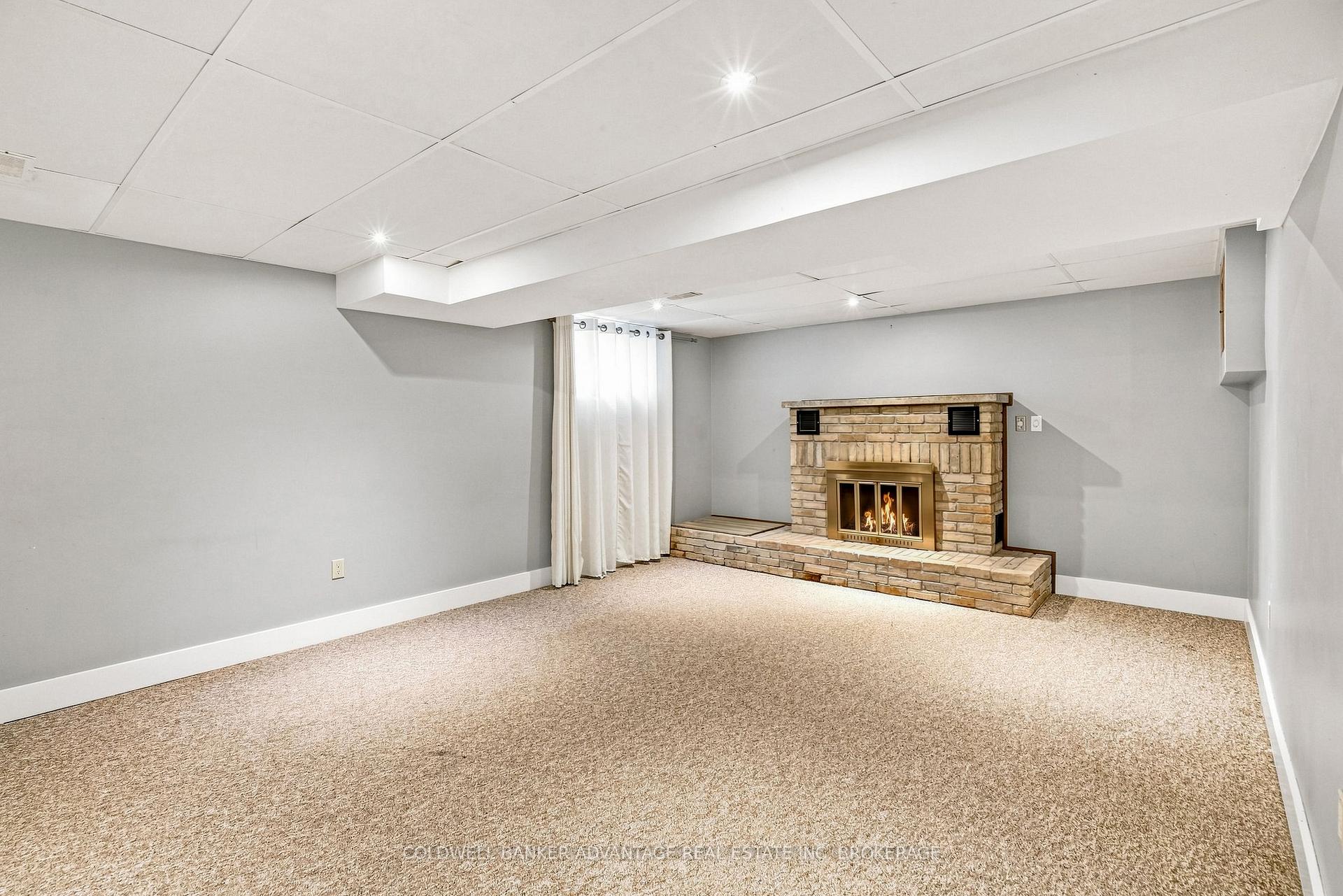 Photo 28 of 39 Dundee Drive, St. Catharines, Secord Woods — HOMEH