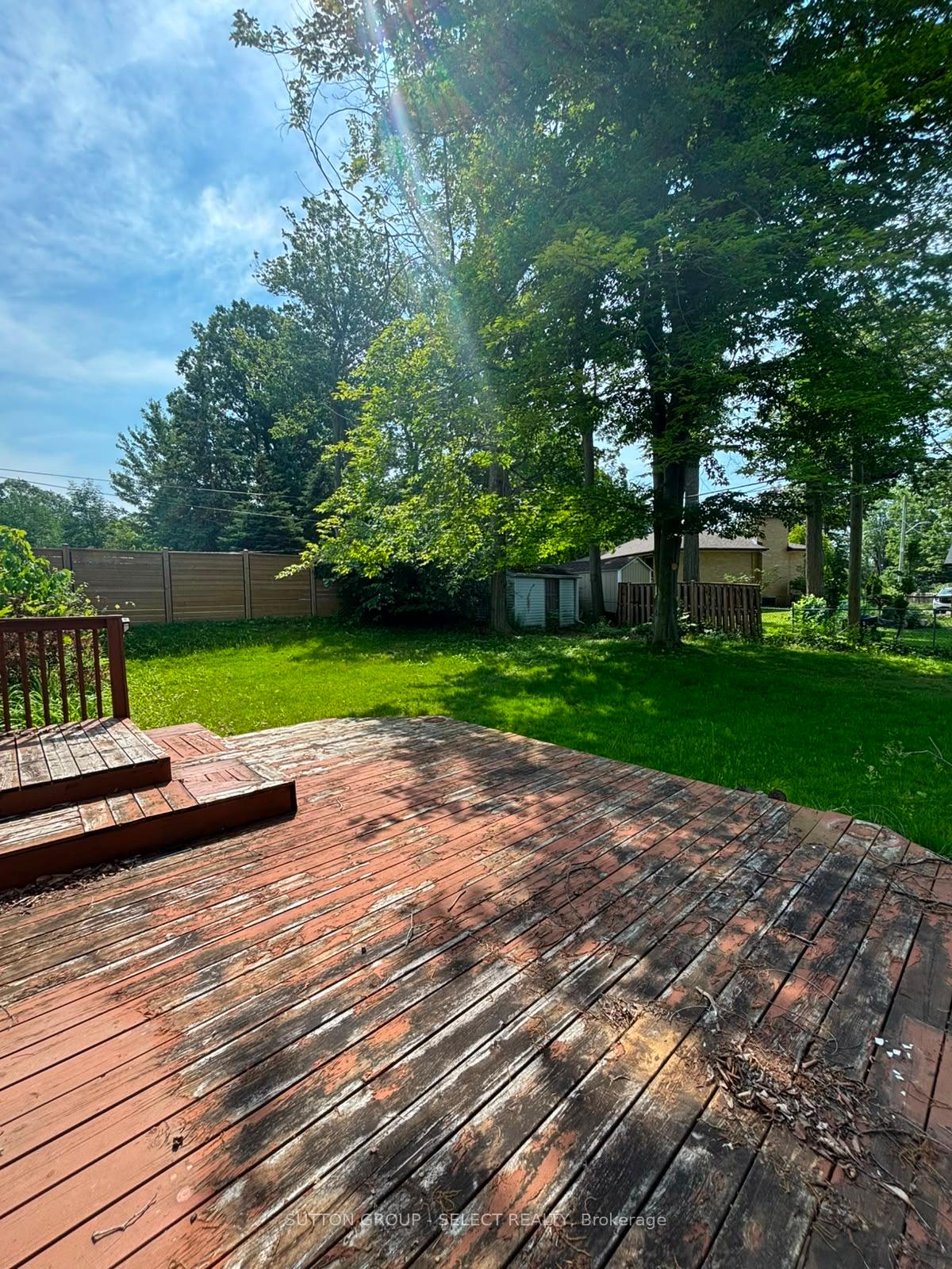 Photo 37 of 316 Ridgewood Crescent, London, South D — HOMEH