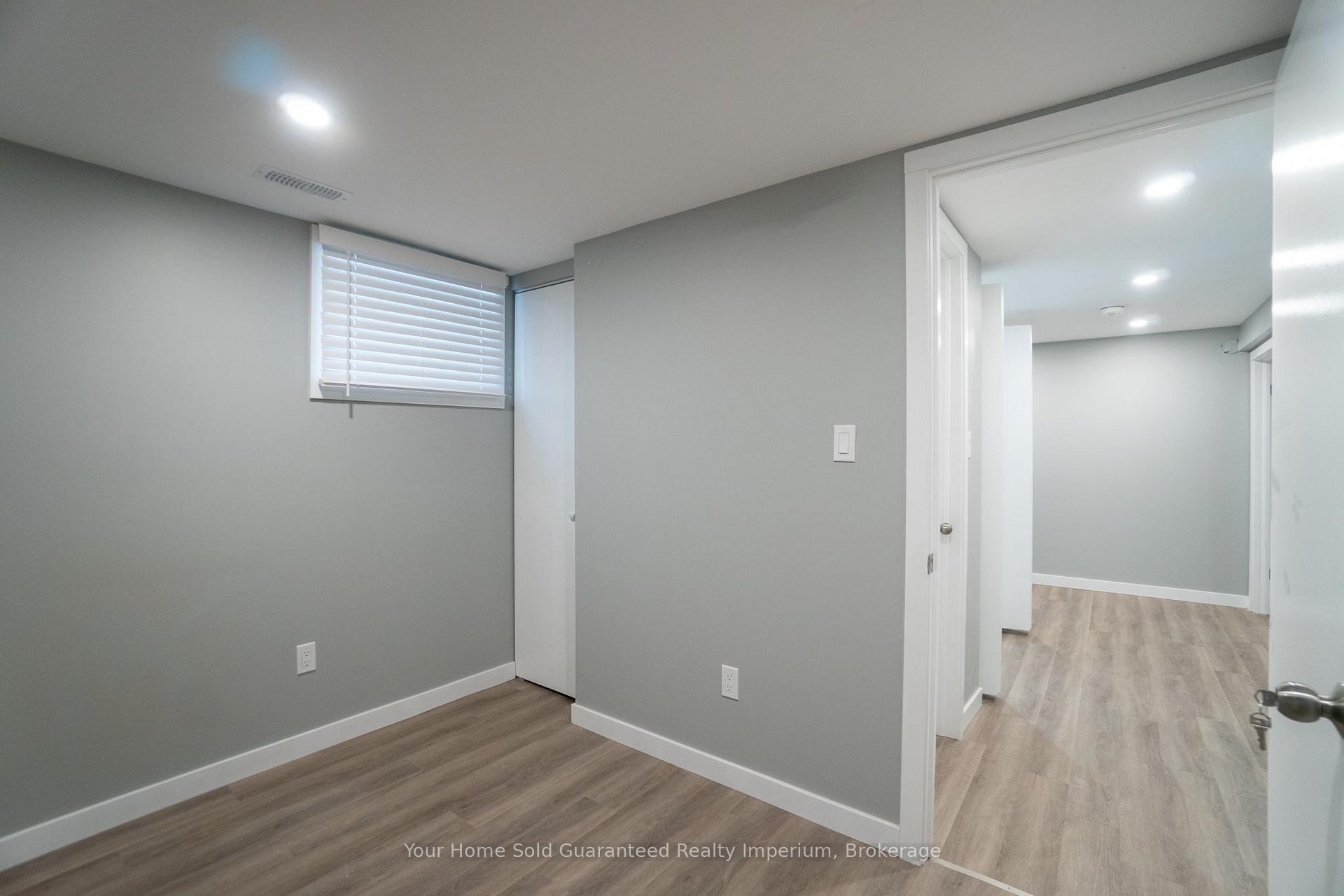 Photo 24 of 1420 University Avenue W, Windsor, Windsor University District — HOMEH