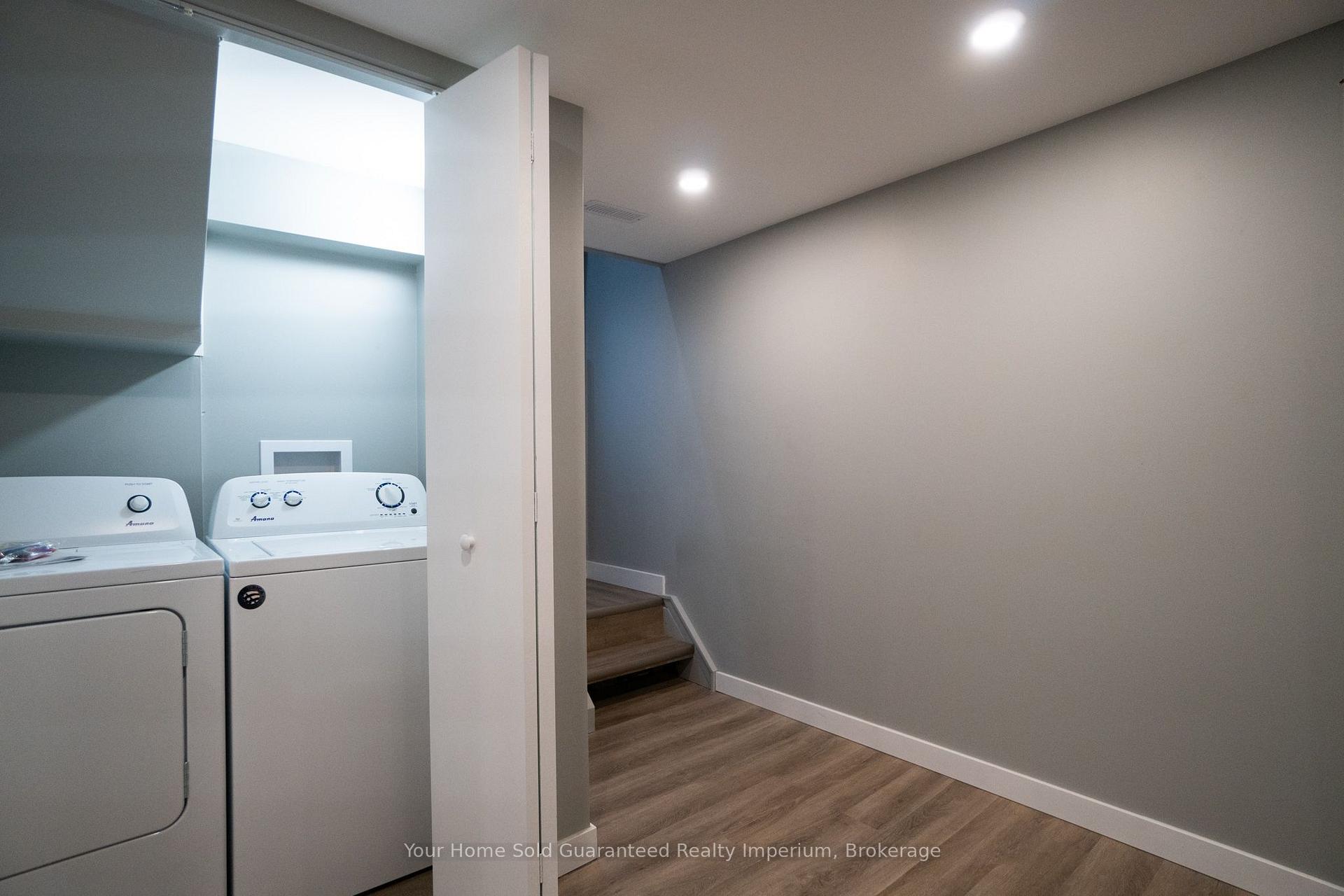 Photo 27 of 1420 University Avenue W, Windsor, Windsor University District — HOMEH