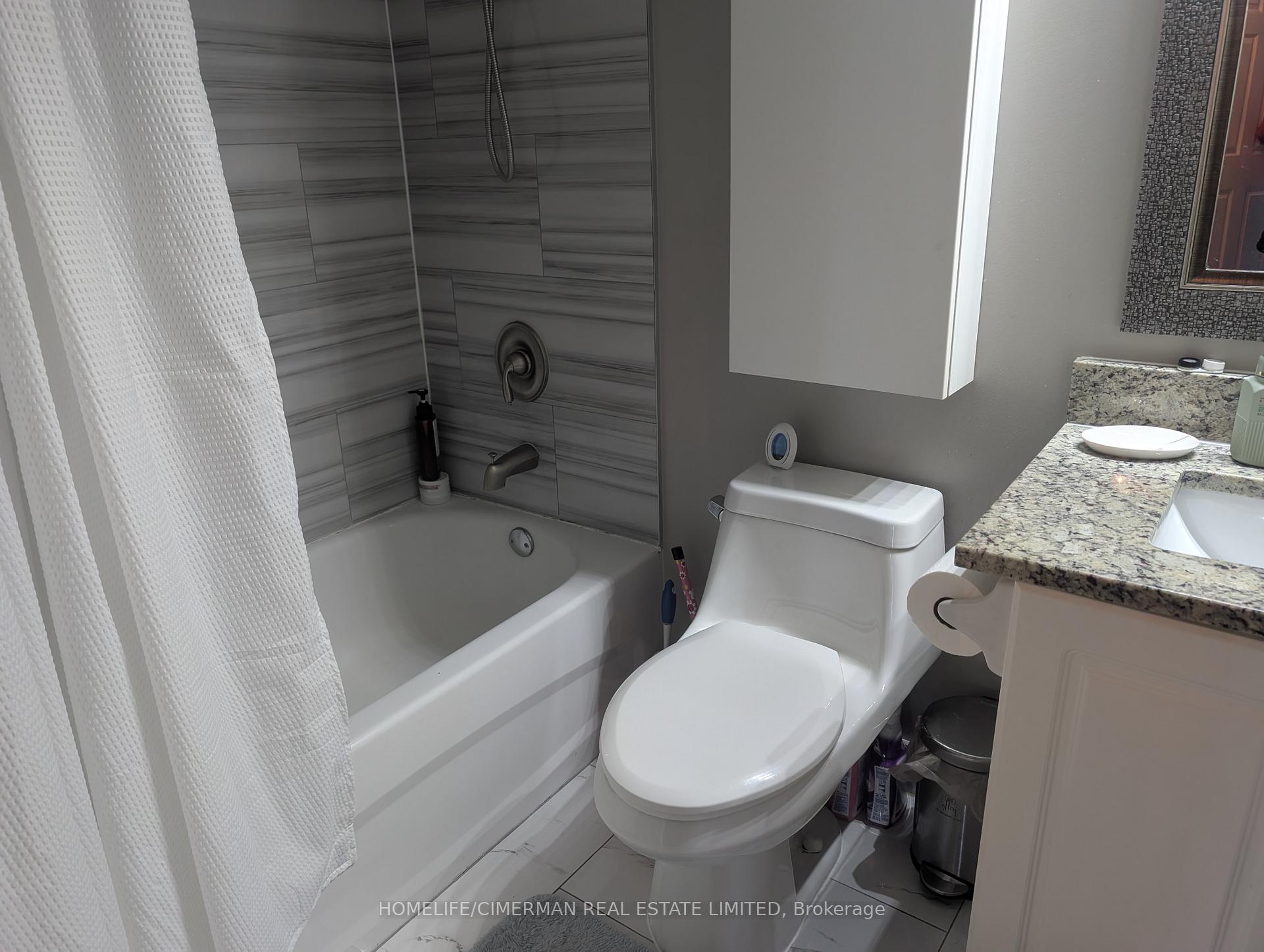 Photo 9 of Unit 921, 233 Beecroft Road, North York, Willowdale West — HOMEH