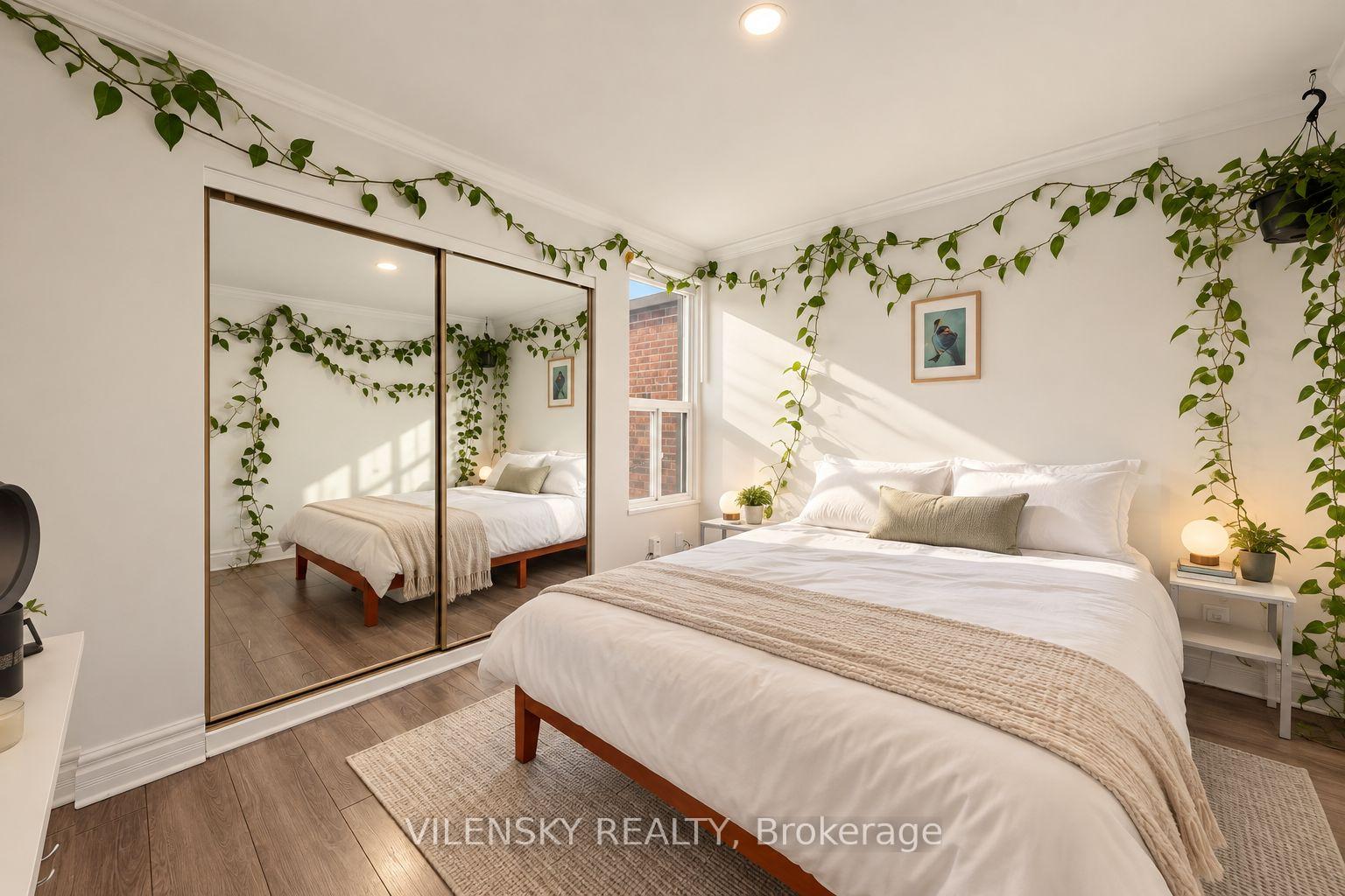 Photo 9 of 41 Lakeview Avenue, Toronto, Trinity-Bellwoods — HOMEH