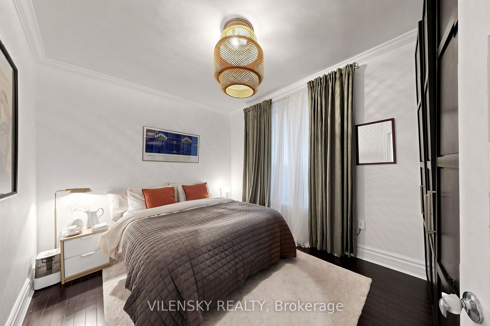 Photo 21 of 41 Lakeview Avenue, Toronto, Trinity-Bellwoods — HOMEH