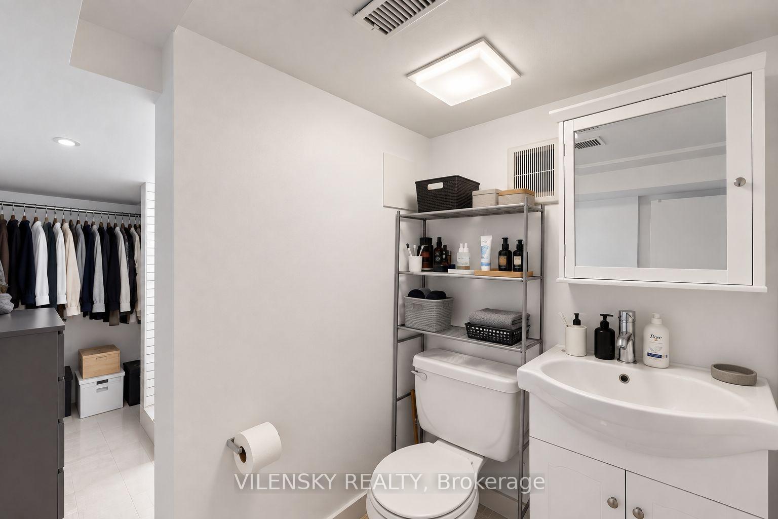 Photo 33 of 41 Lakeview Avenue, Toronto, Trinity-Bellwoods — HOMEH