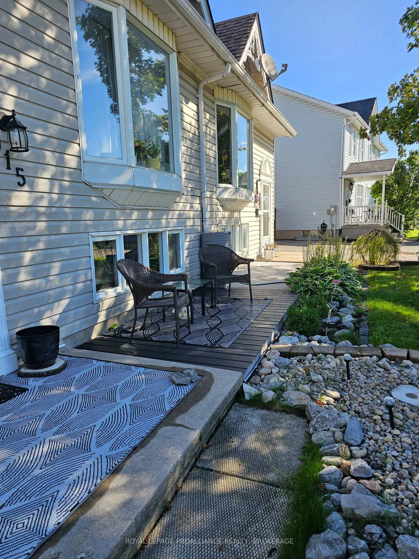 Photo 8 of 915 Warburton Crescent, Kingston, East Gardiners Rd — HOMEH