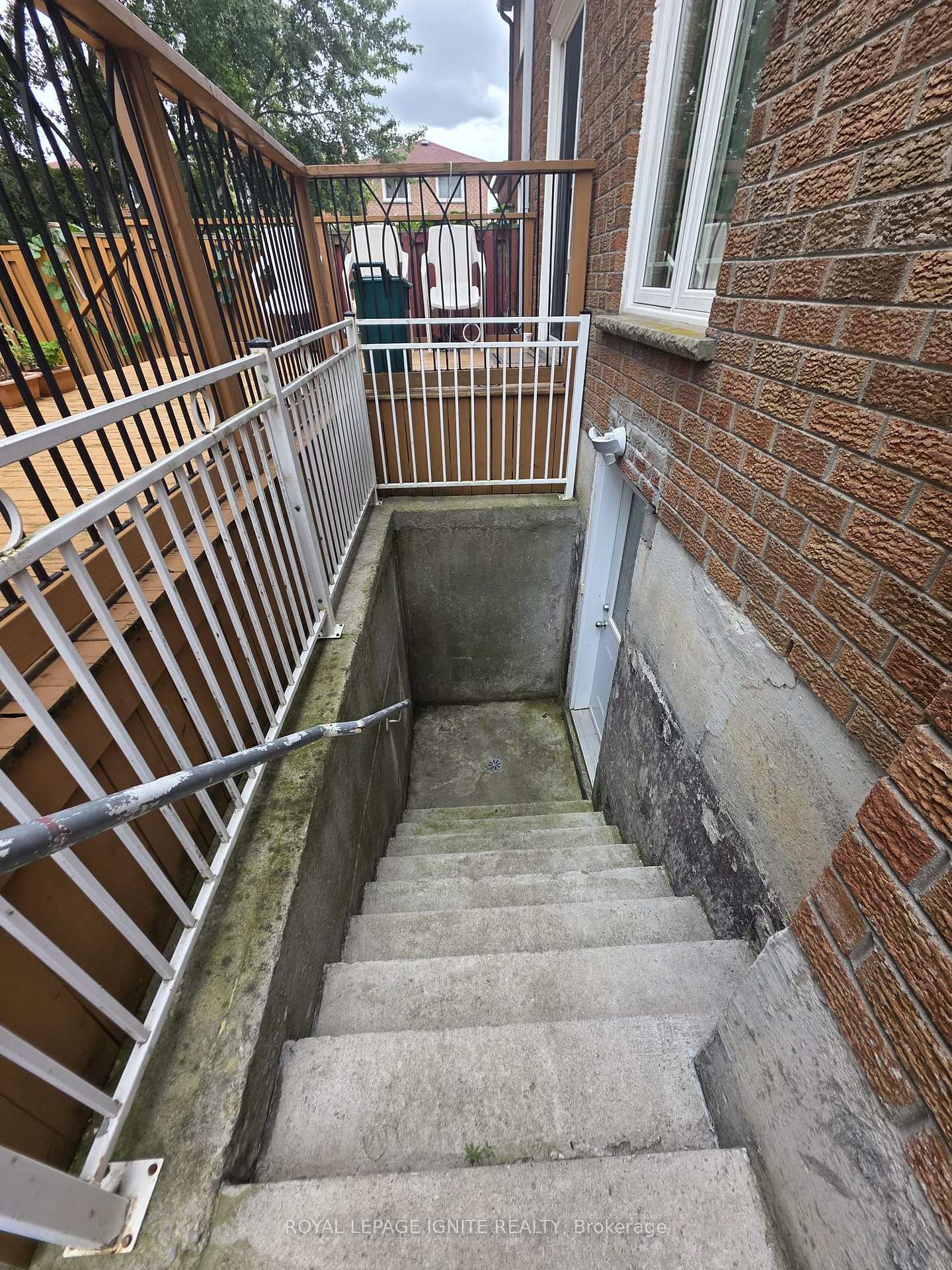 Photo 4 of Unit Bsmt, 66 Ashmore Crescent, Markham, Milliken Mills East — HOMEH