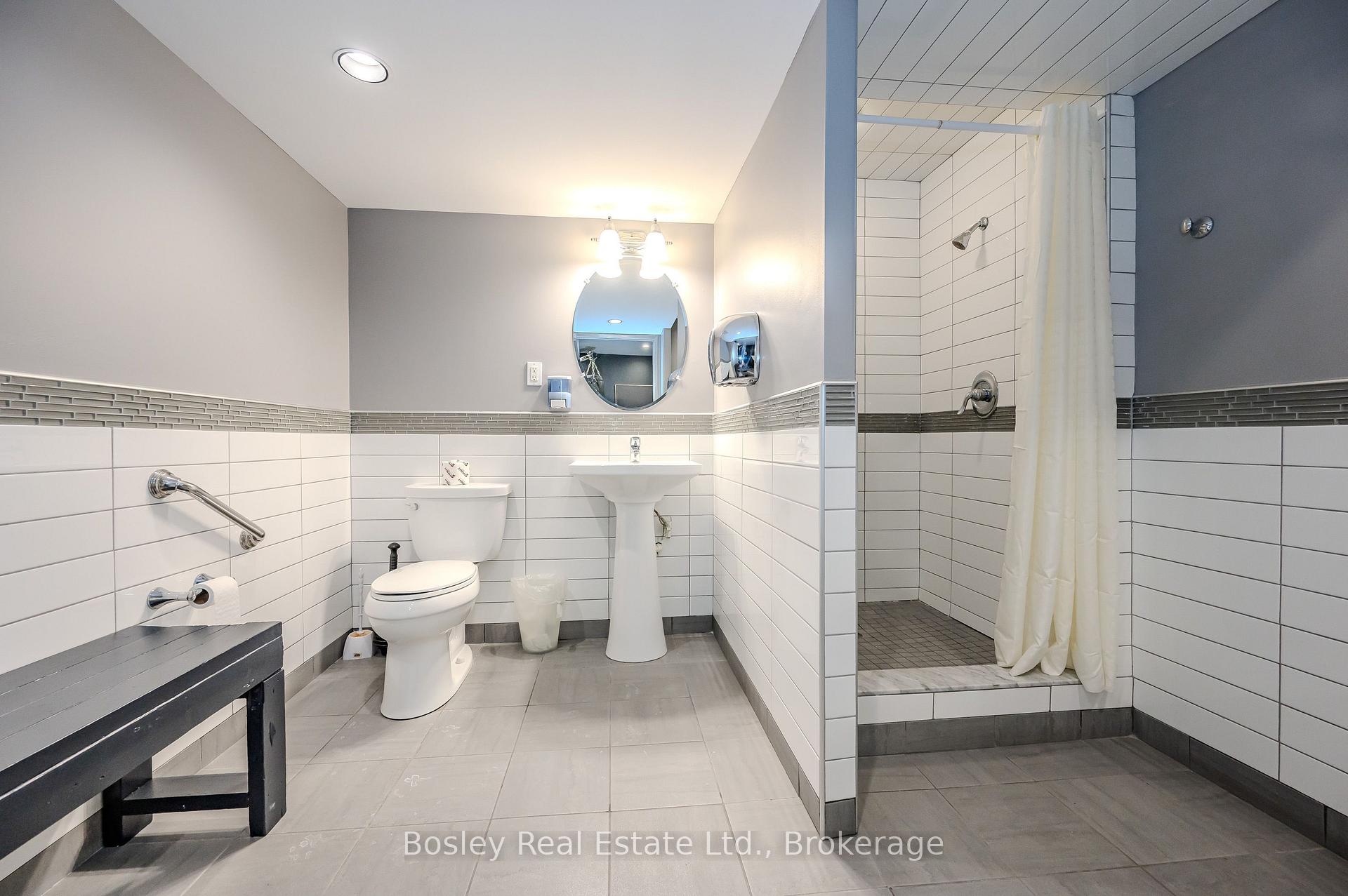 Photo 13 of Unit 815, 55 Green Valley Drive, Kitchener, Pioneer Park — HOMEH