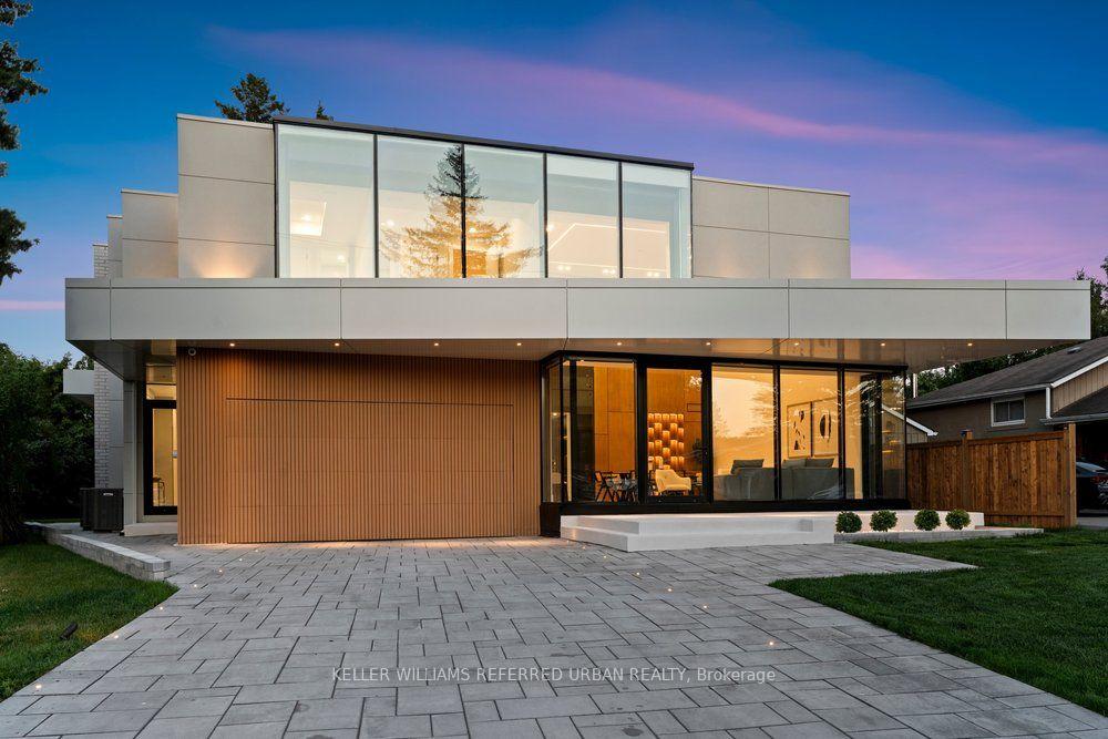 Photo 2 of 11 Knowles Crescent, Aurora, Aurora Highlands — HOMEH