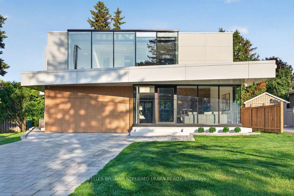Photo 3 of 11 Knowles Crescent, Aurora, Aurora Highlands — HOMEH