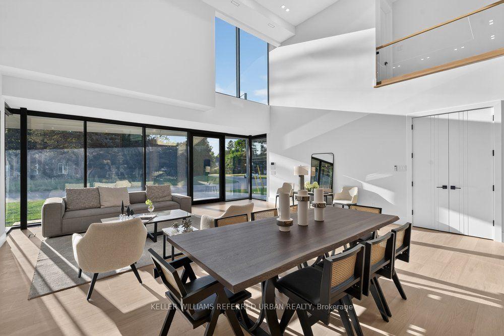 Photo 5 of 11 Knowles Crescent, Aurora, Aurora Highlands — HOMEH