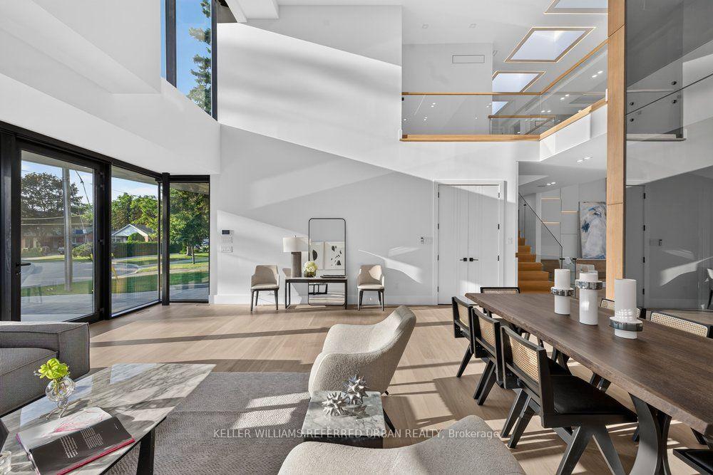 Photo 6 of 11 Knowles Crescent, Aurora, Aurora Highlands — HOMEH
