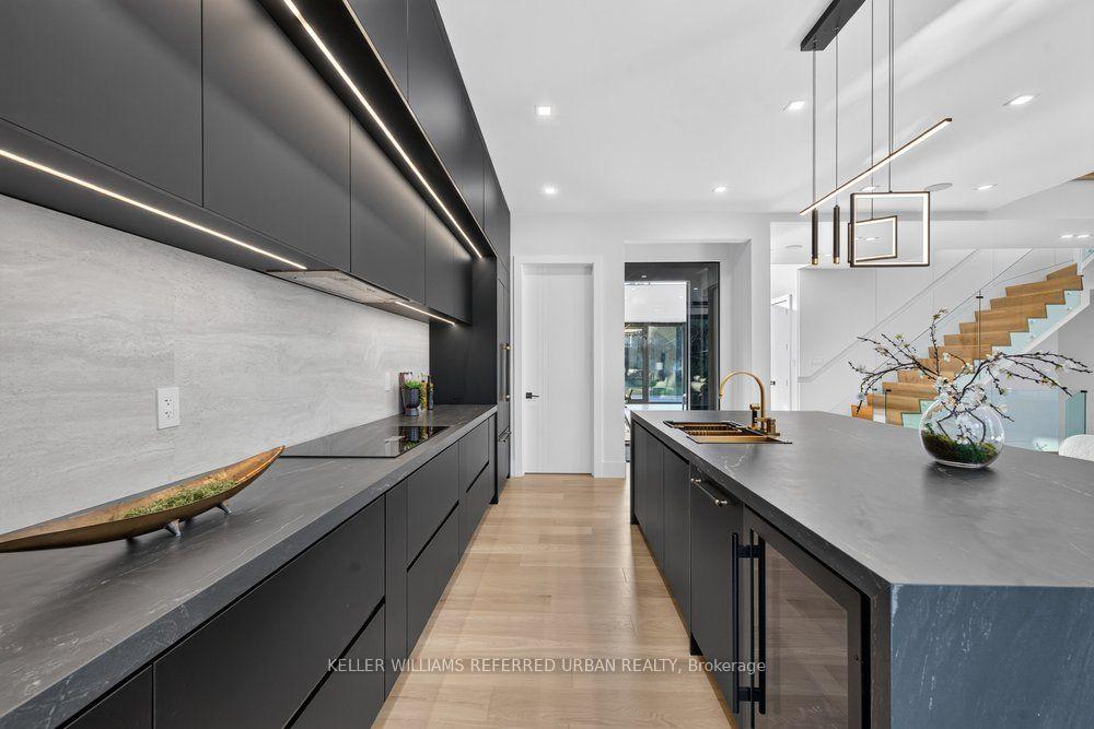Photo 15 of 11 Knowles Crescent, Aurora, Aurora Highlands — HOMEH