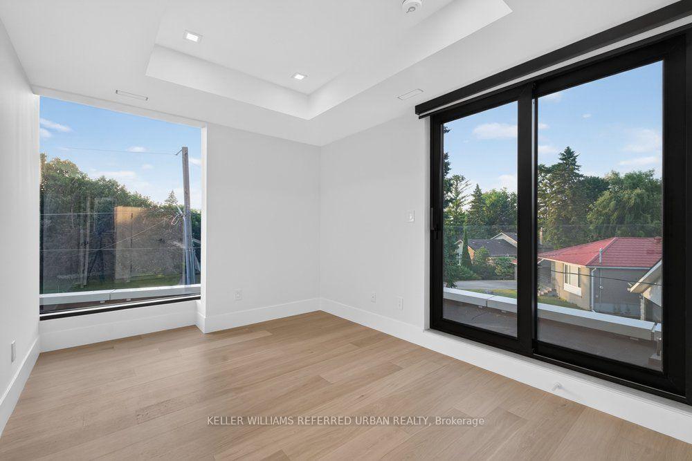 Photo 24 of 11 Knowles Crescent, Aurora, Aurora Highlands — HOMEH