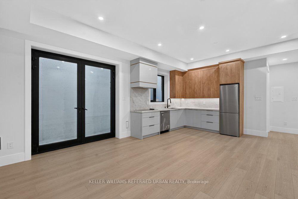 Photo 29 of 11 Knowles Crescent, Aurora, Aurora Highlands — HOMEH