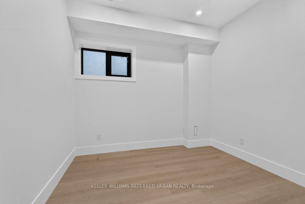 Photo 31 of 11 Knowles Crescent, Aurora, Aurora Highlands — HOMEH