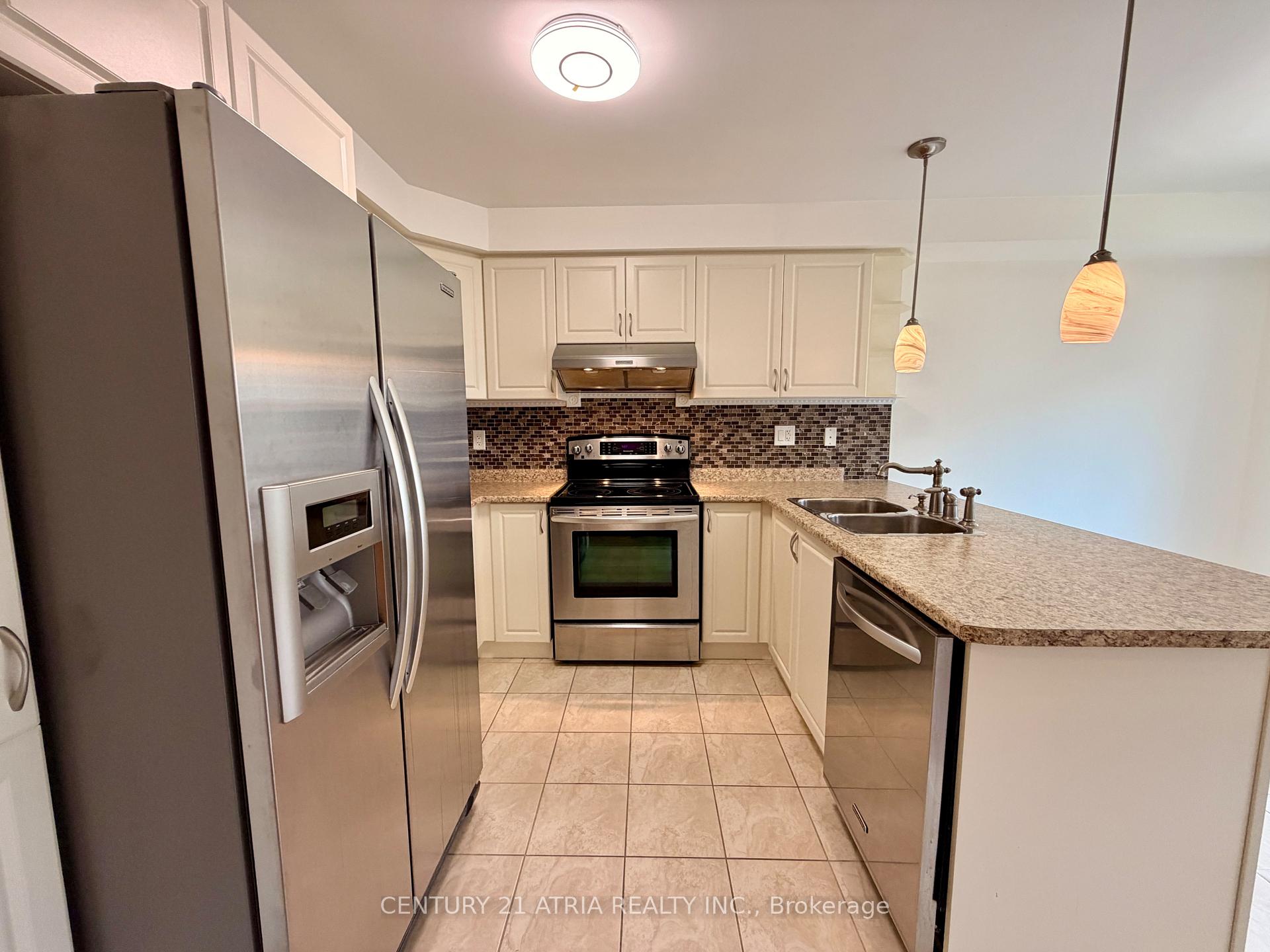 Photo 10 of 101 Elliottglen Drive, Ajax, Northeast Ajax — HOMEH
