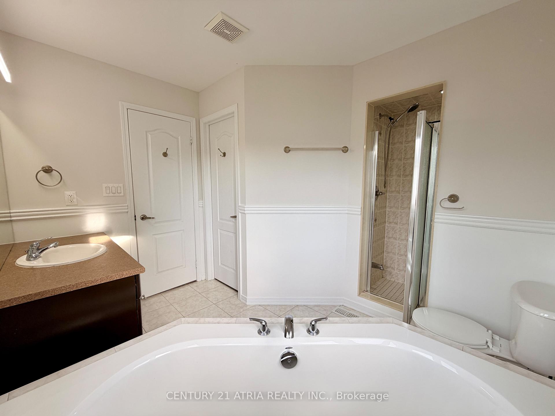 Photo 22 of 101 Elliottglen Drive, Ajax, Northeast Ajax — HOMEH