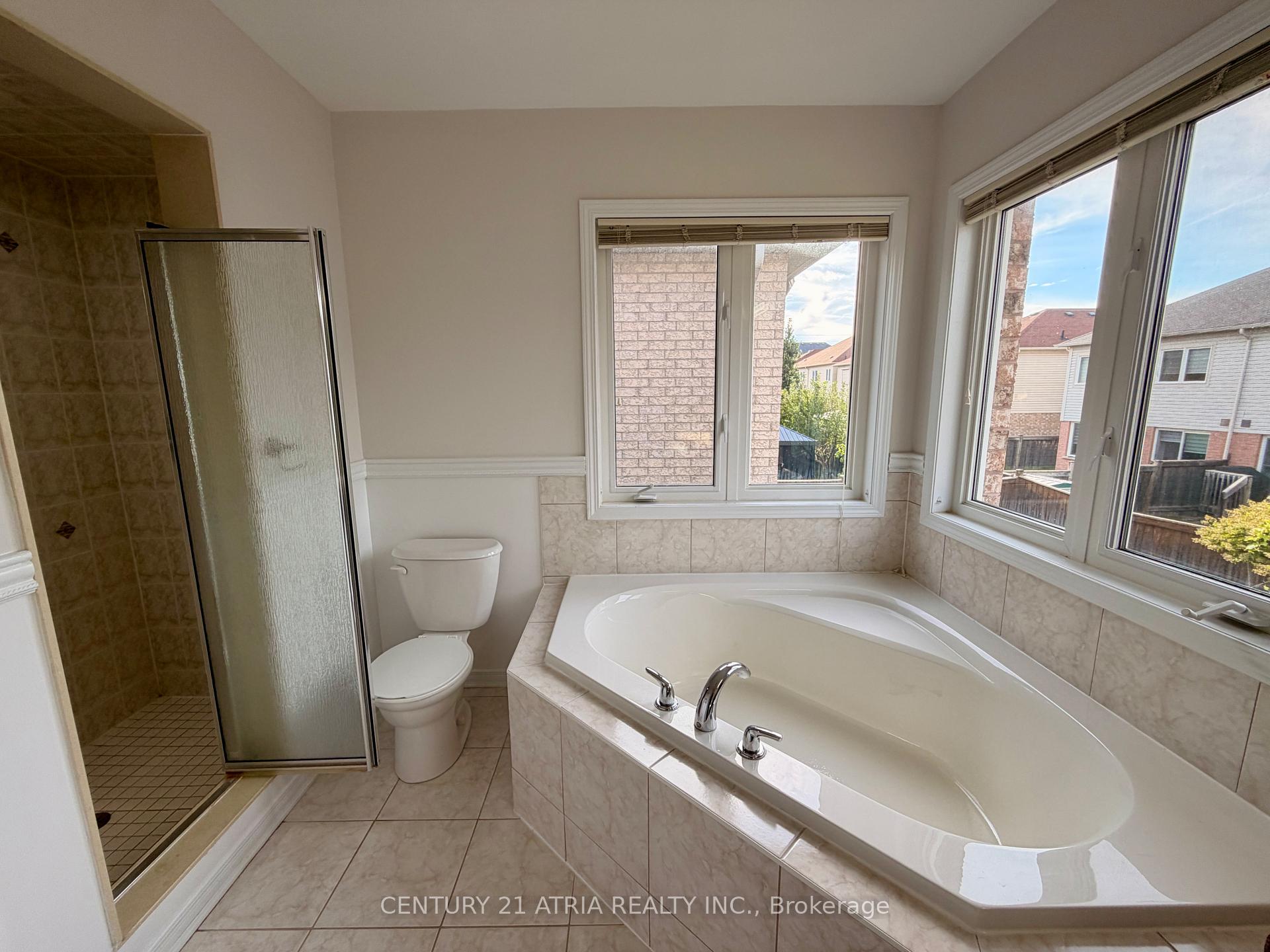 Photo 23 of 101 Elliottglen Drive, Ajax, Northeast Ajax — HOMEH