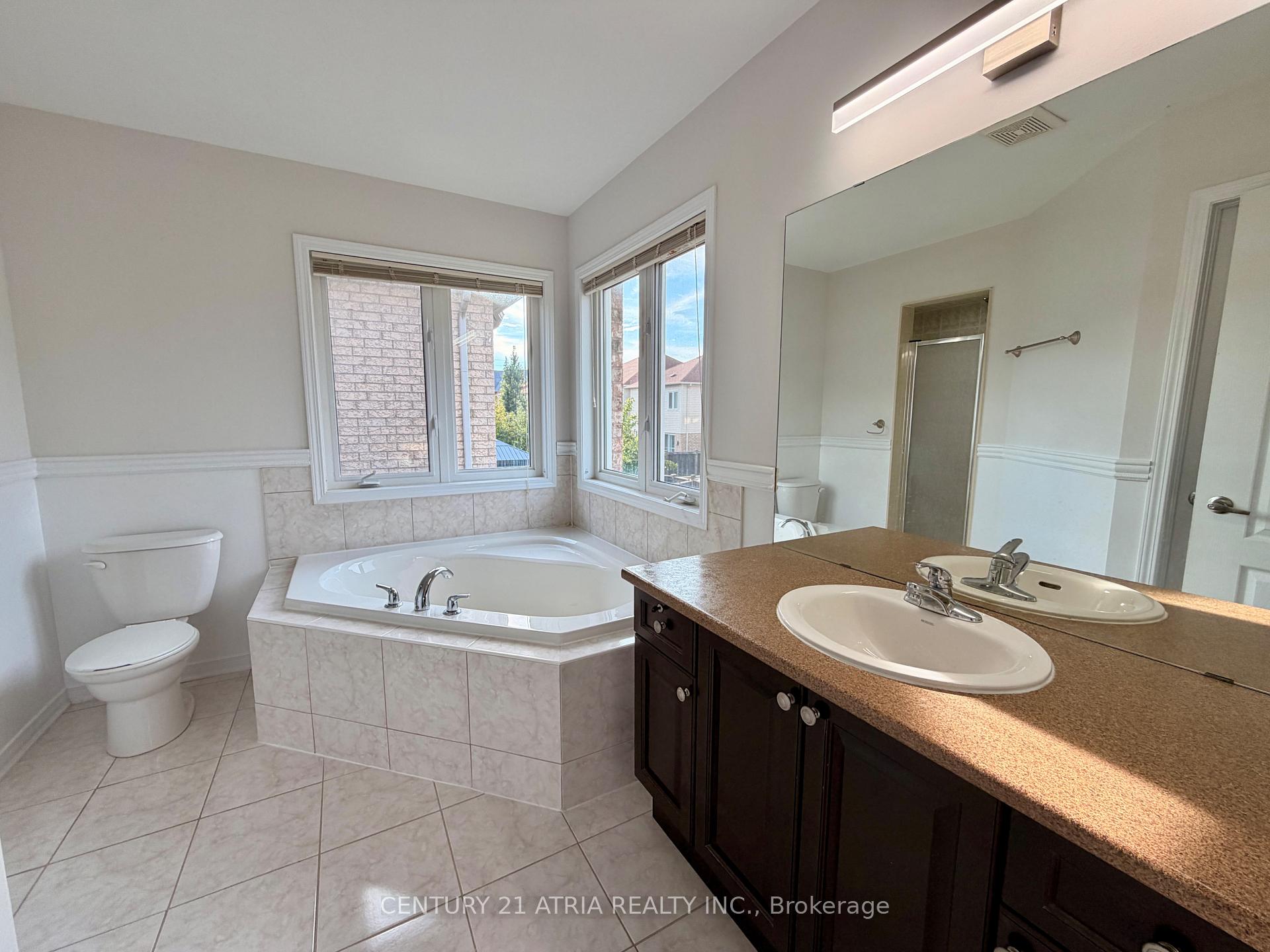 Photo 24 of 101 Elliottglen Drive, Ajax, Northeast Ajax — HOMEH