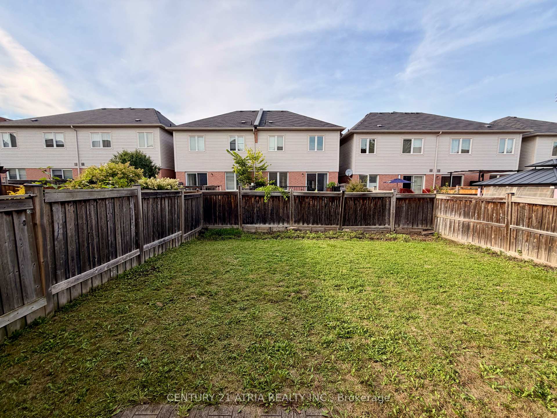 Photo 31 of 101 Elliottglen Drive, Ajax, Northeast Ajax — HOMEH