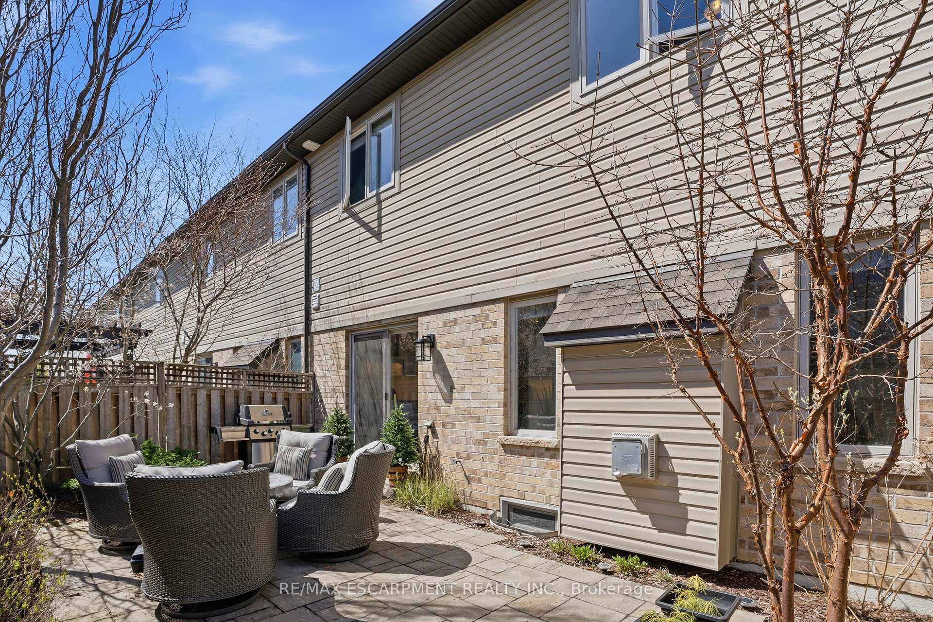 Photo 72 of Unit 40, 441 Stonehenge Drive, Hamilton, Meadowlands — HOMEH