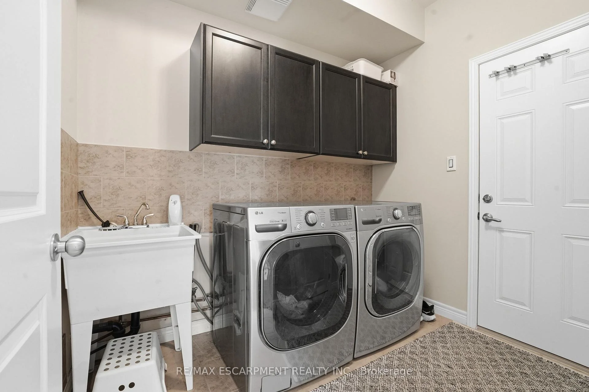 Photo 28 of Unit 40, 441 Stonehenge Drive, Hamilton, Meadowlands — HOMEH