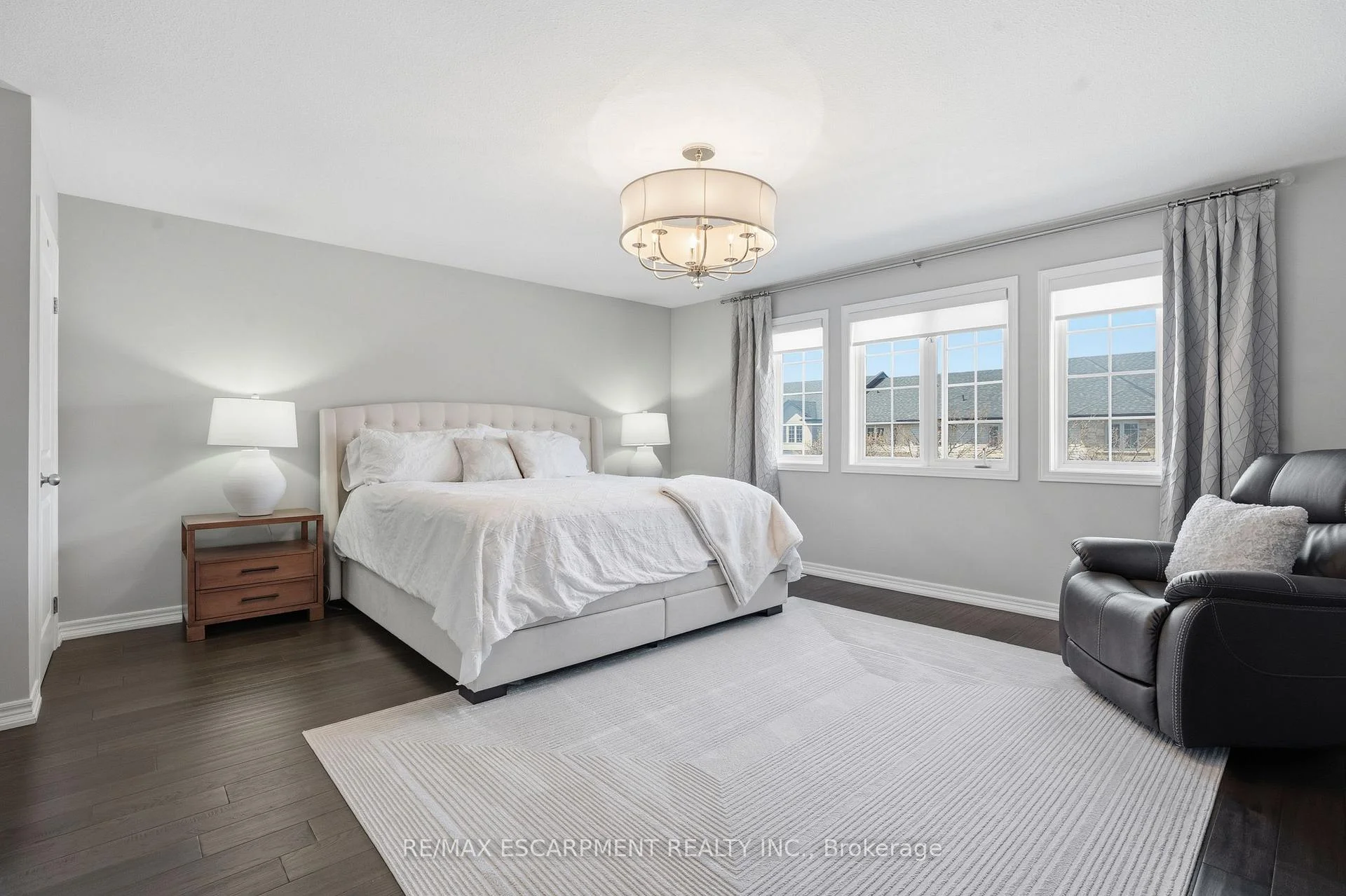 Photo 36 of Unit 40, 441 Stonehenge Drive, Hamilton, Meadowlands — HOMEH
