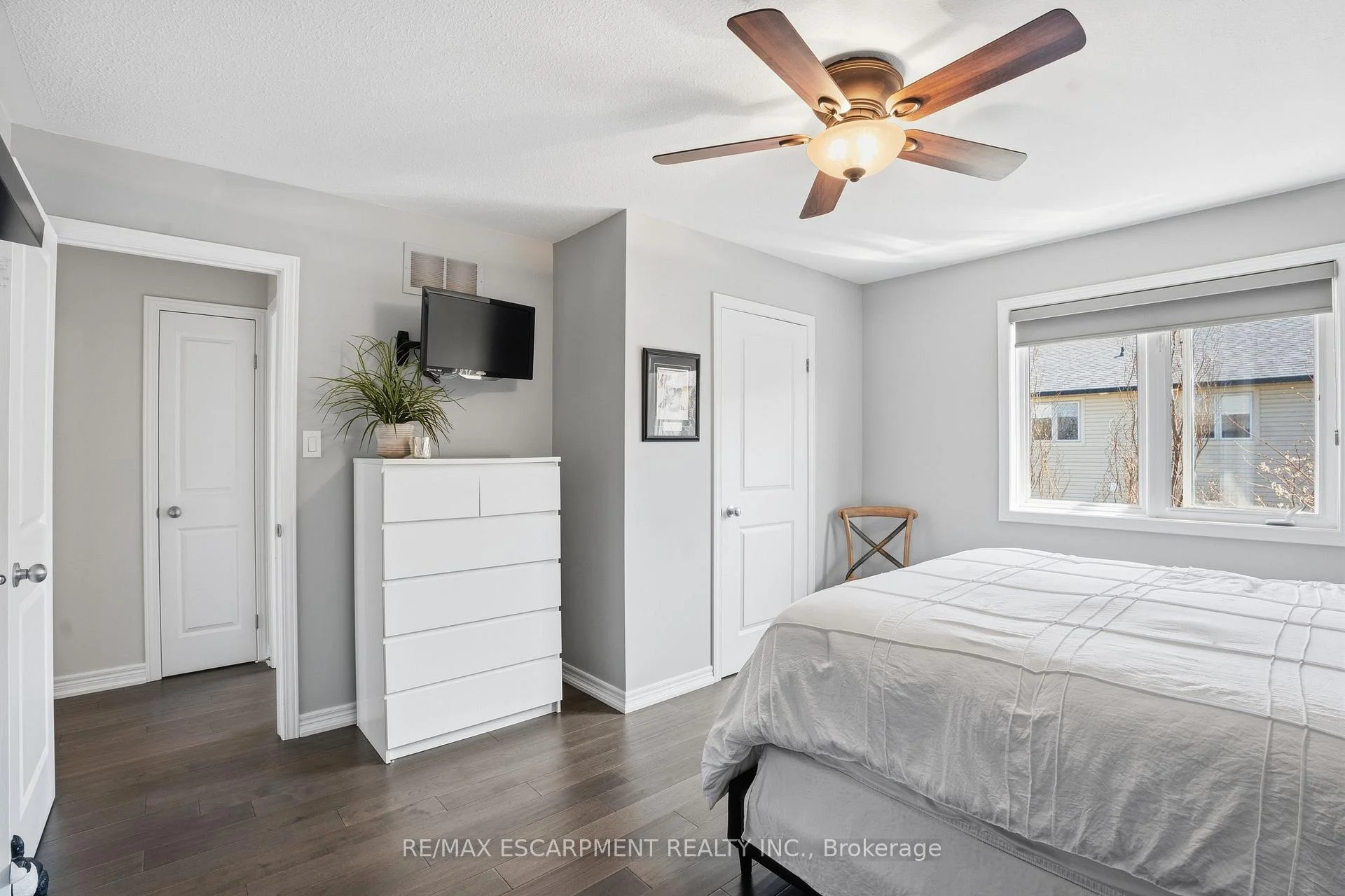 Photo 46 of Unit 40, 441 Stonehenge Drive, Hamilton, Meadowlands — HOMEH