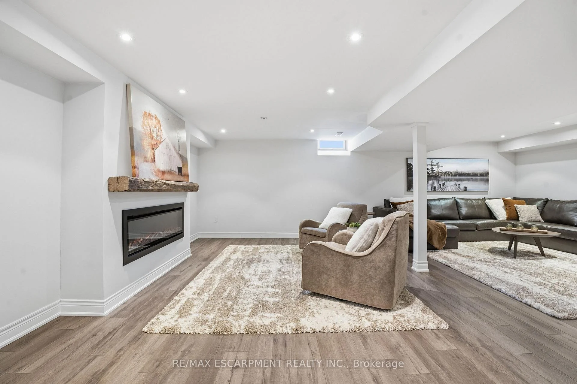 Photo 58 of Unit 40, 441 Stonehenge Drive, Hamilton, Meadowlands — HOMEH