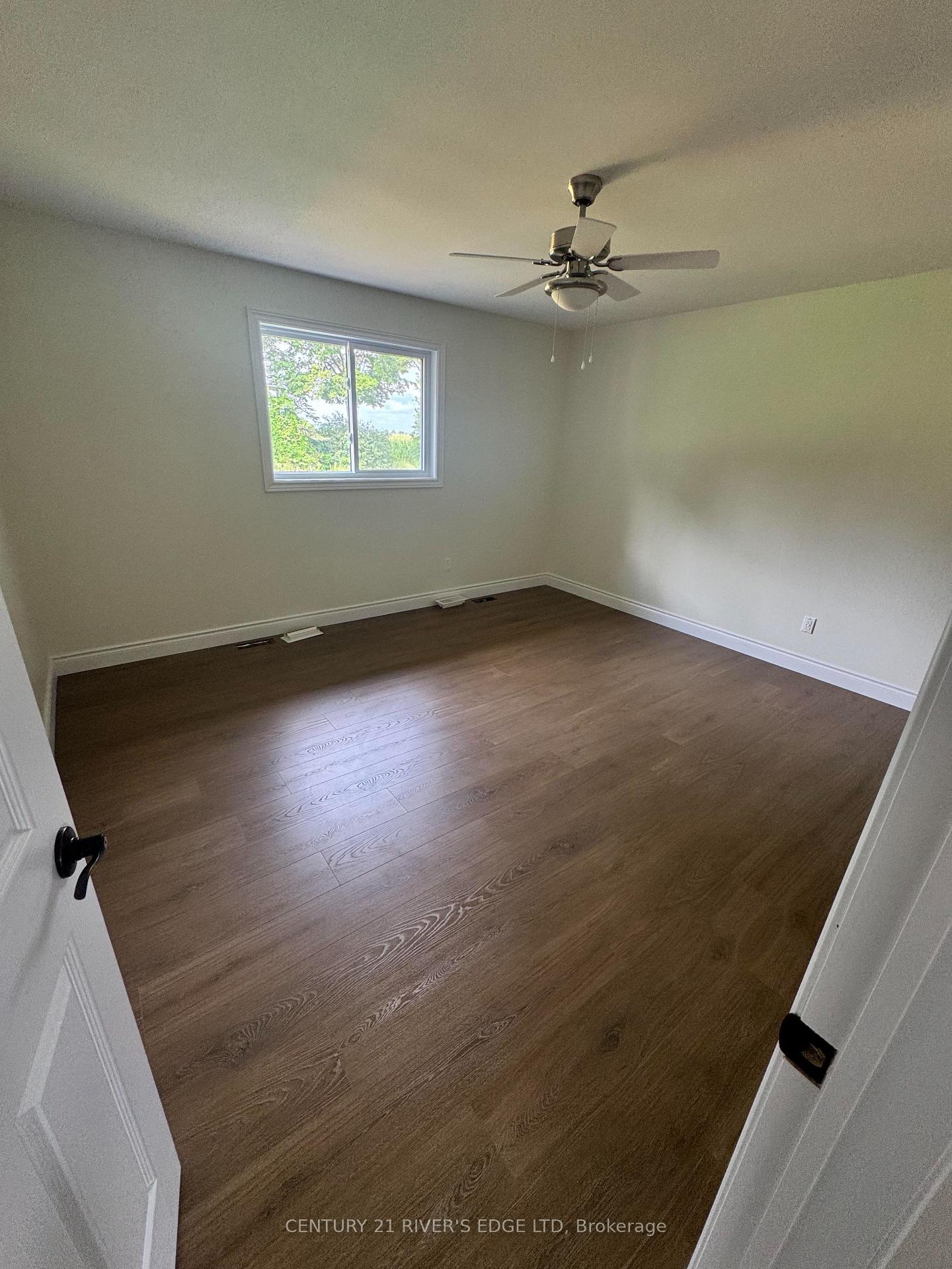 Photo 5 of 11725 Spruit Road, North Dundas, North Dundas (Mountain) Twp — HOMEH