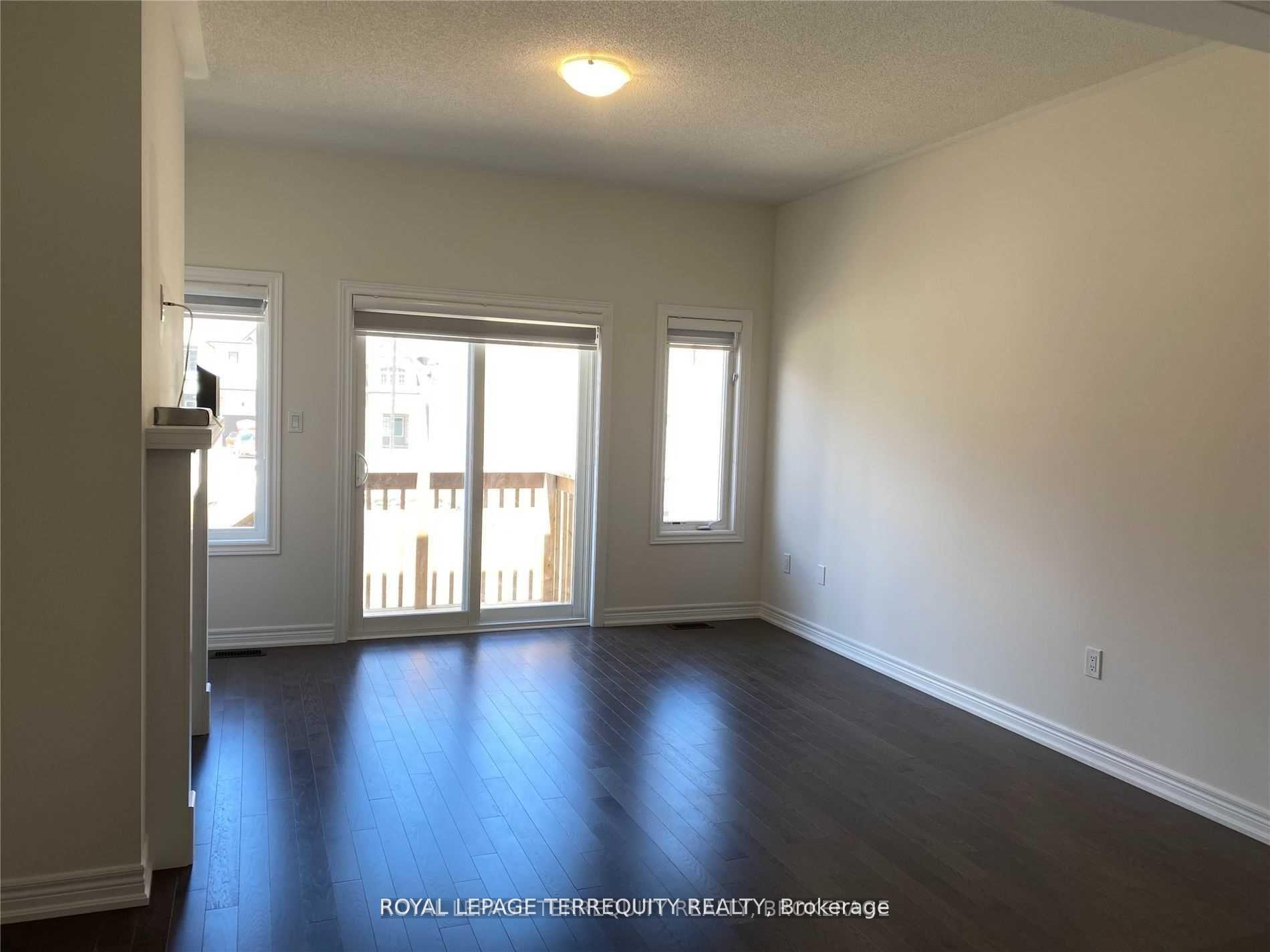 Photo 5 of 38 Pietrowski Drive, Georgina, Keswick North — HOMEH