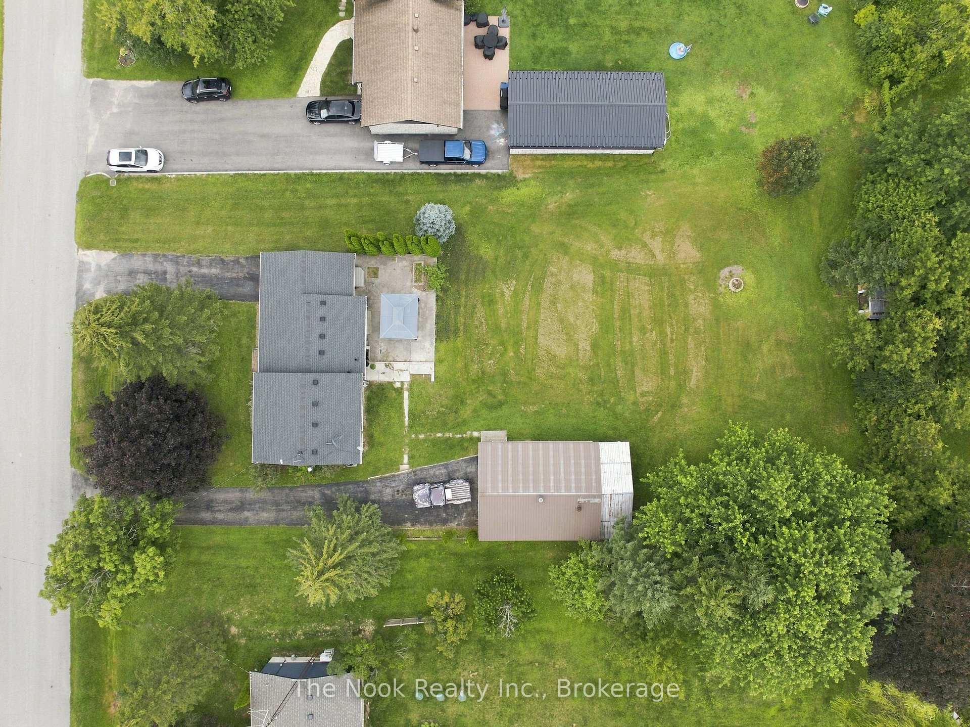 Photo 2 of 24 Cedar Ridge Drive, Kawartha Lakes, Mariposa — HOMEH