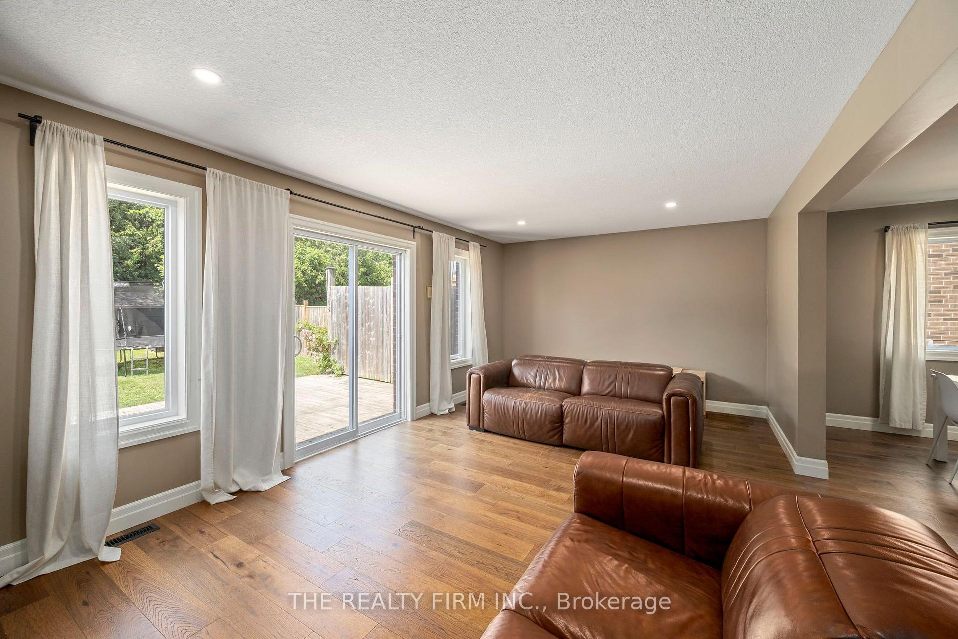Photo 14 of 27 Leesboro Trail, Thames Centre, Thorndale — HOMEH
