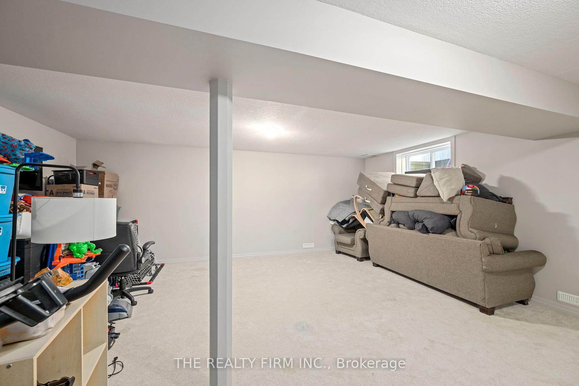 Photo 23 of 27 Leesboro Trail, Thames Centre, Thorndale — HOMEH