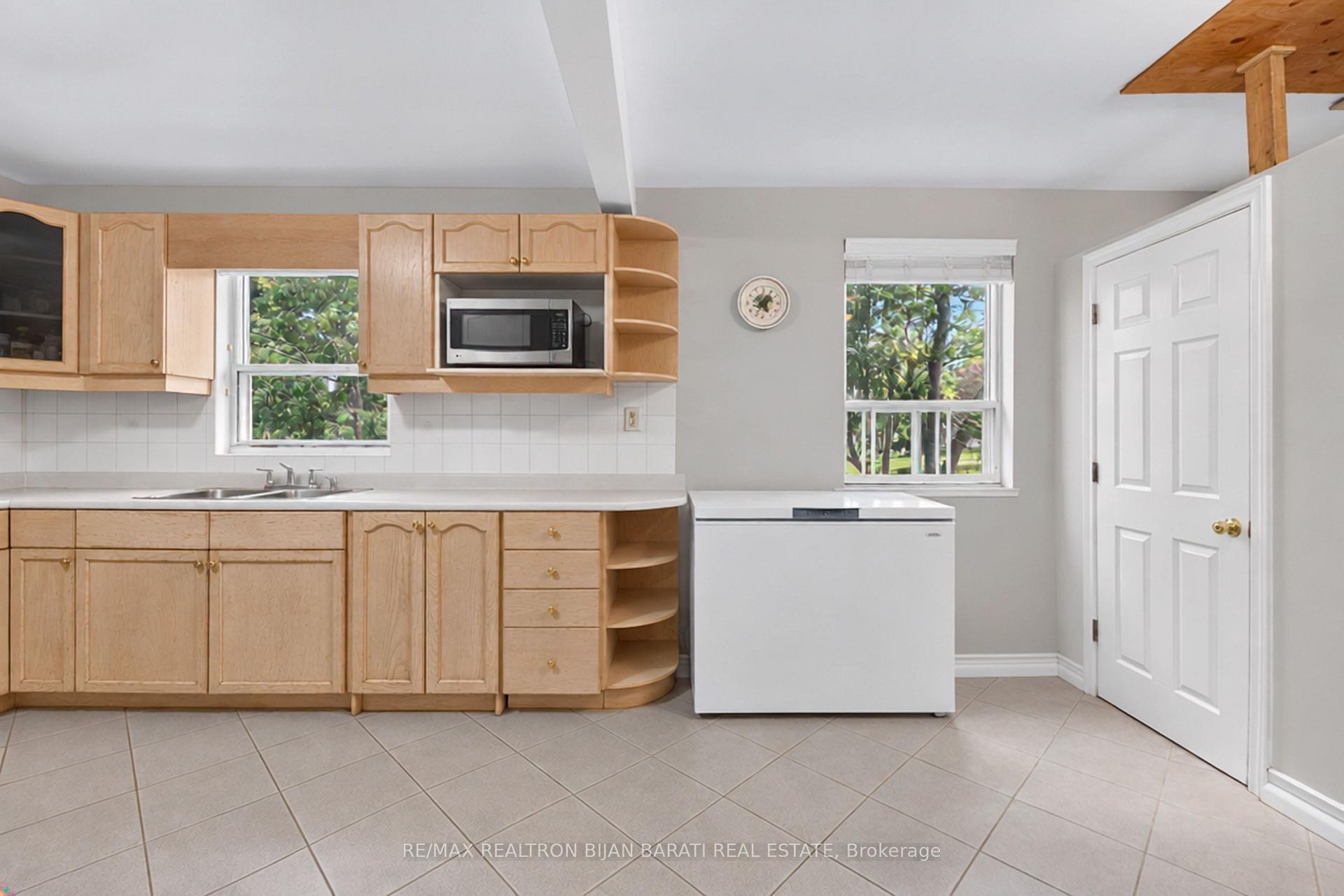 Photo 13 of 67 Princess Avenue, North York, Willowdale East — HOMEH