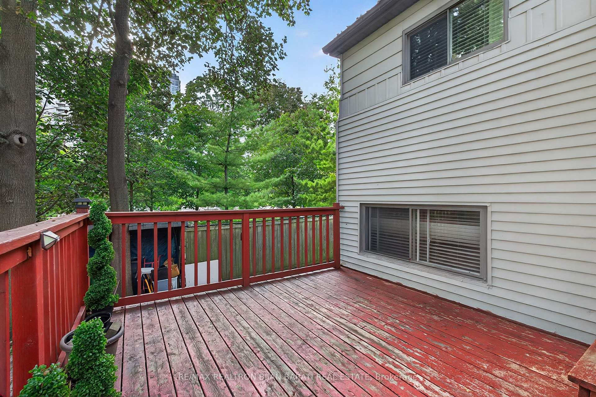 Photo 33 of 67 Princess Avenue, North York, Willowdale East — HOMEH