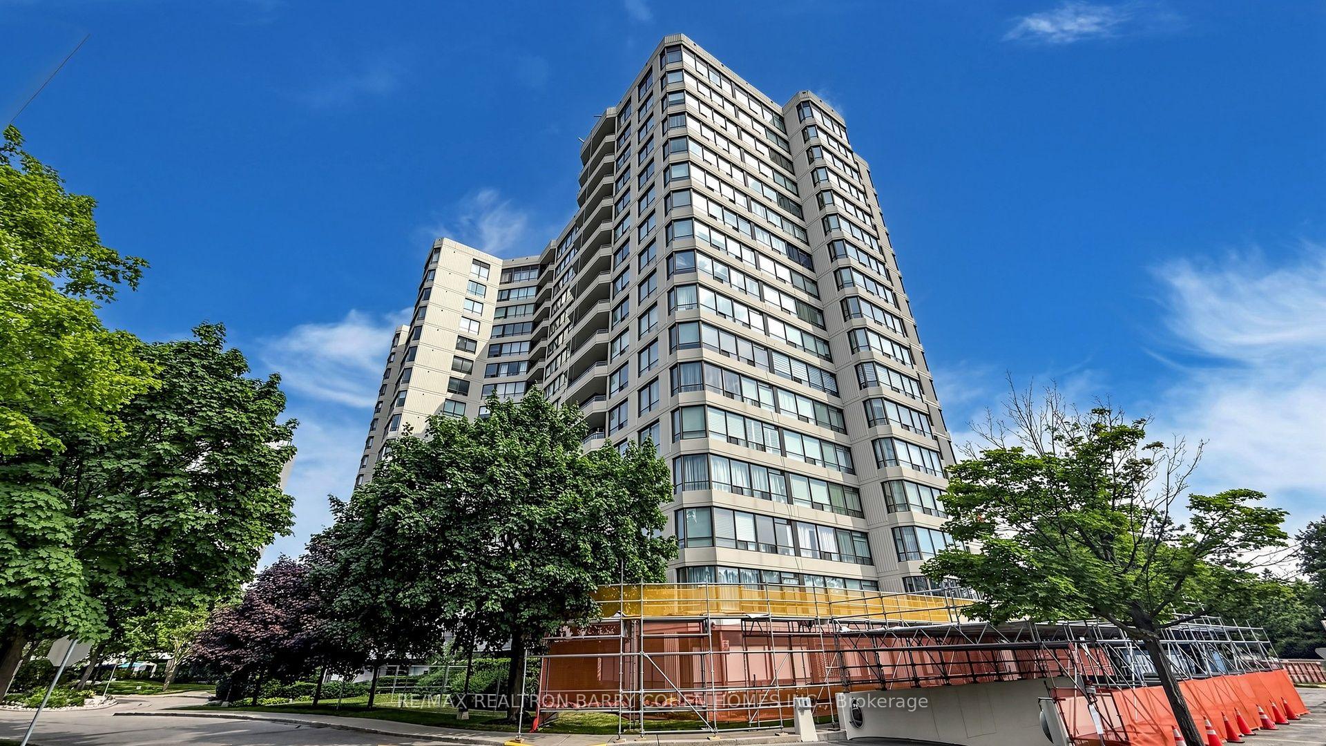 Photo of Unit 802, 1121 Steeles Avenue W