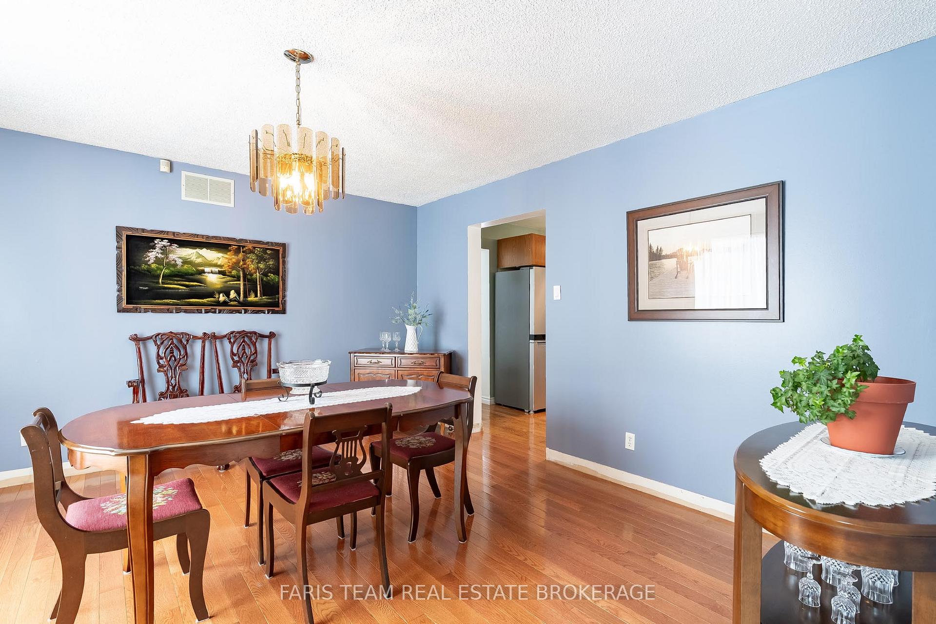 Photo 10 of 2104 Newton Street, Tay, Rural Tay — HOMEH